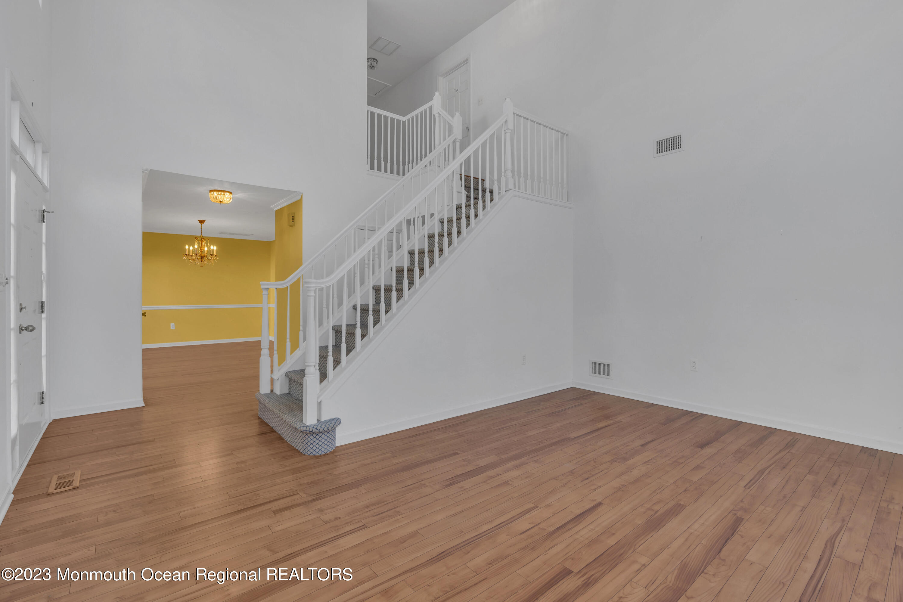 26 S Manor Court