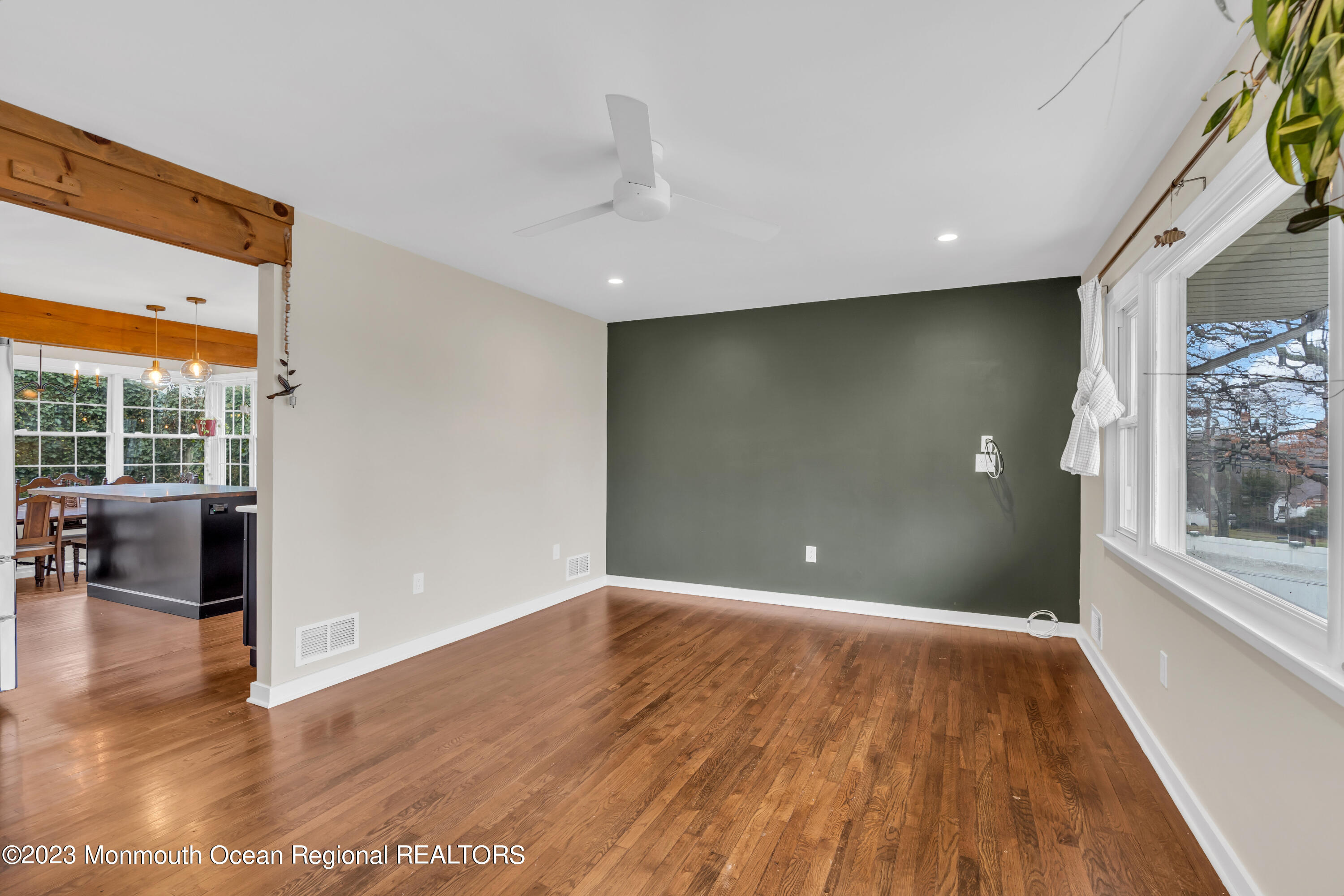 2555 Algonkin Trail