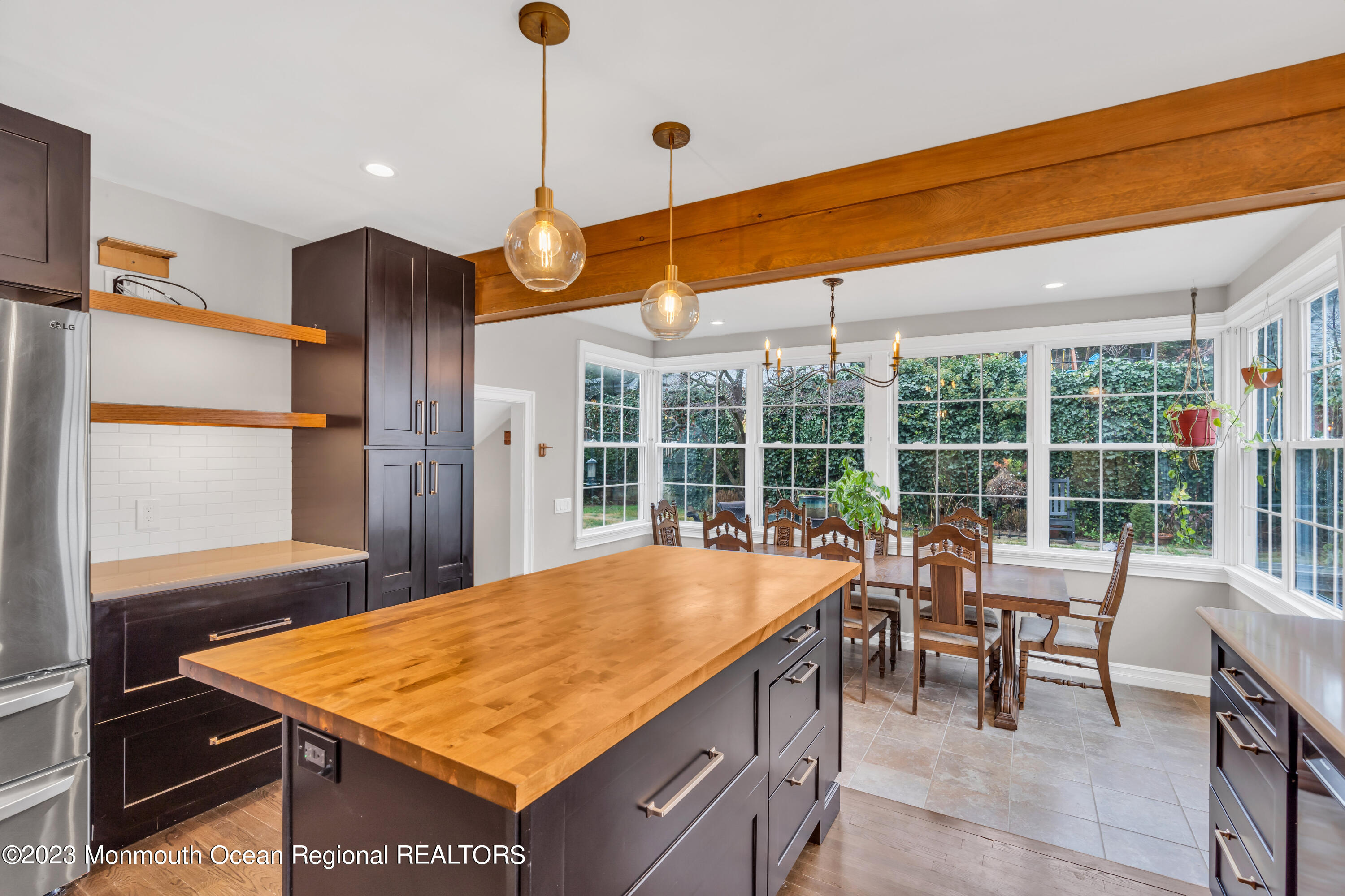 2555 Algonkin Trail