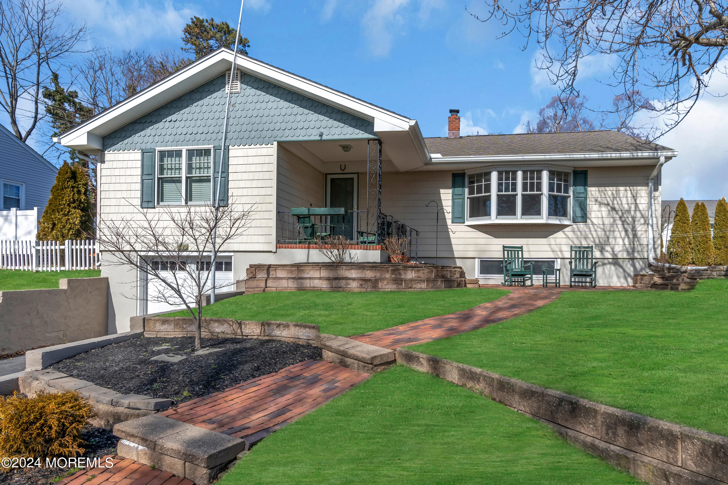 1120 Mohegan Road