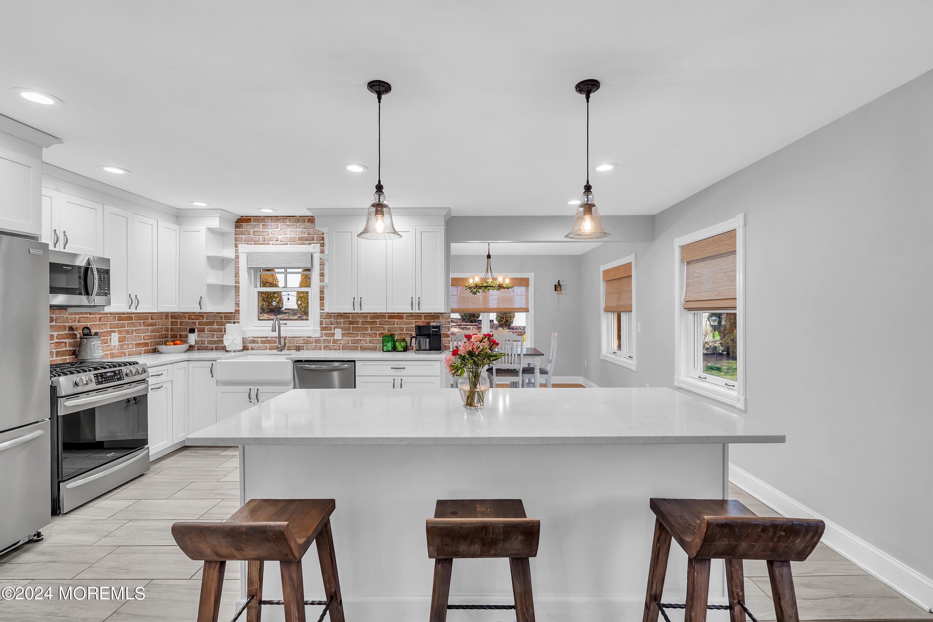 1120 Mohegan Road