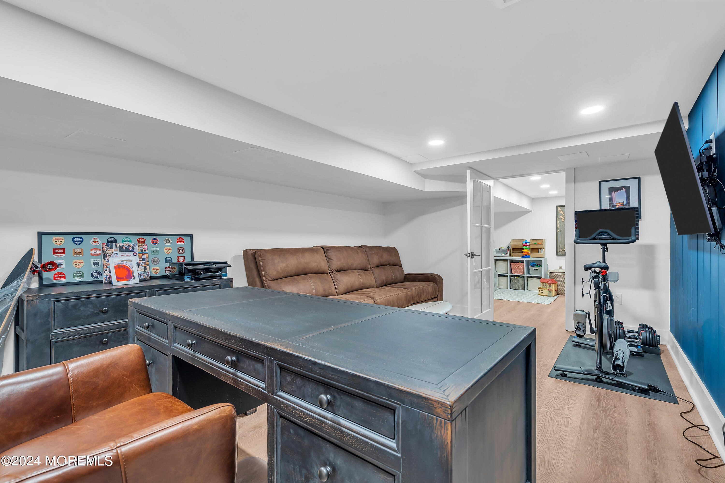 1120 Mohegan Road