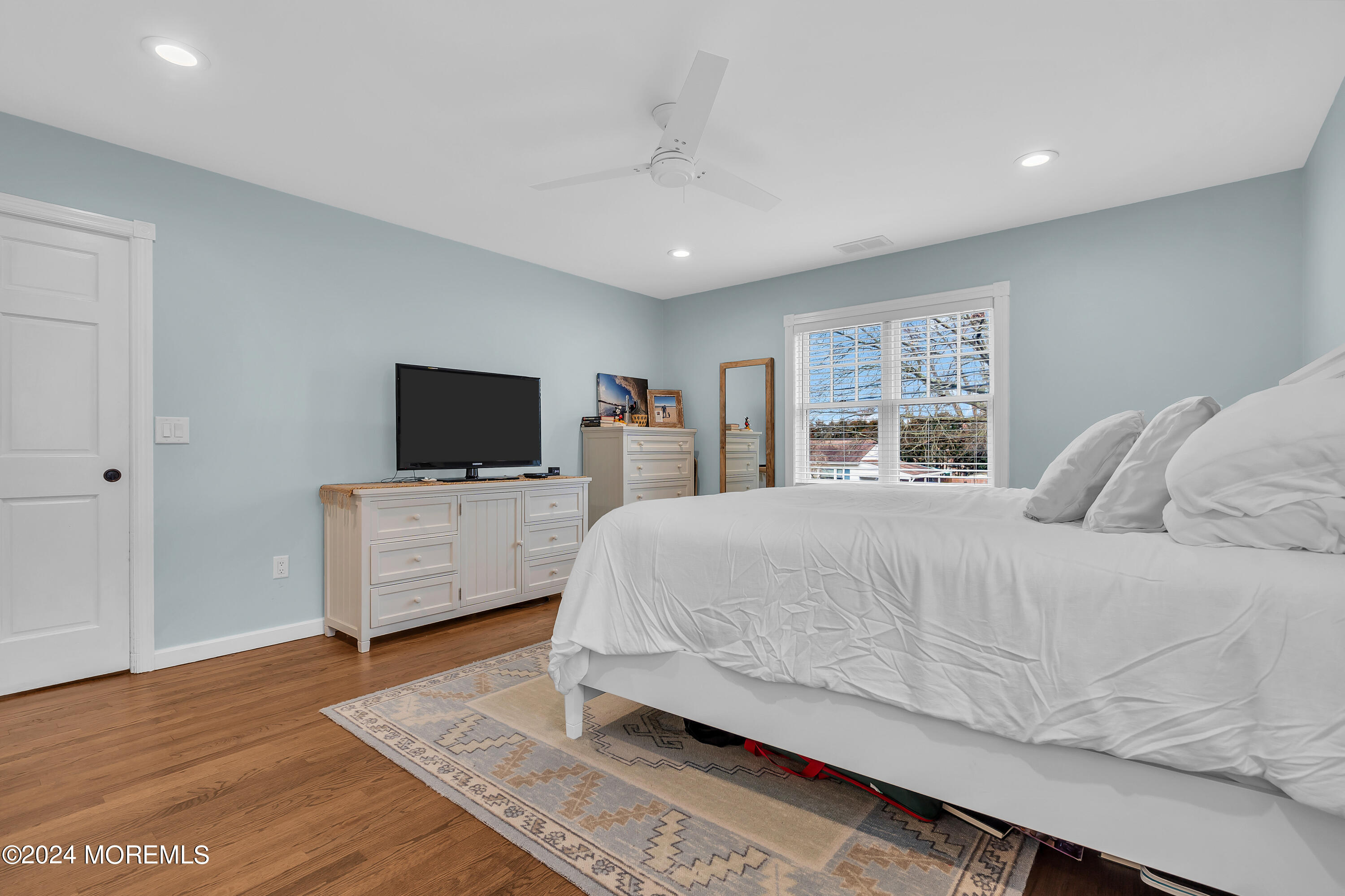 1120 Mohegan Road