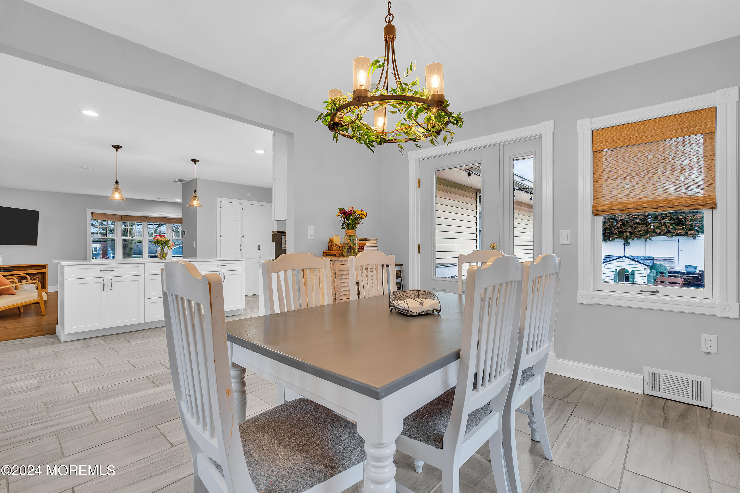 1120 Mohegan Road