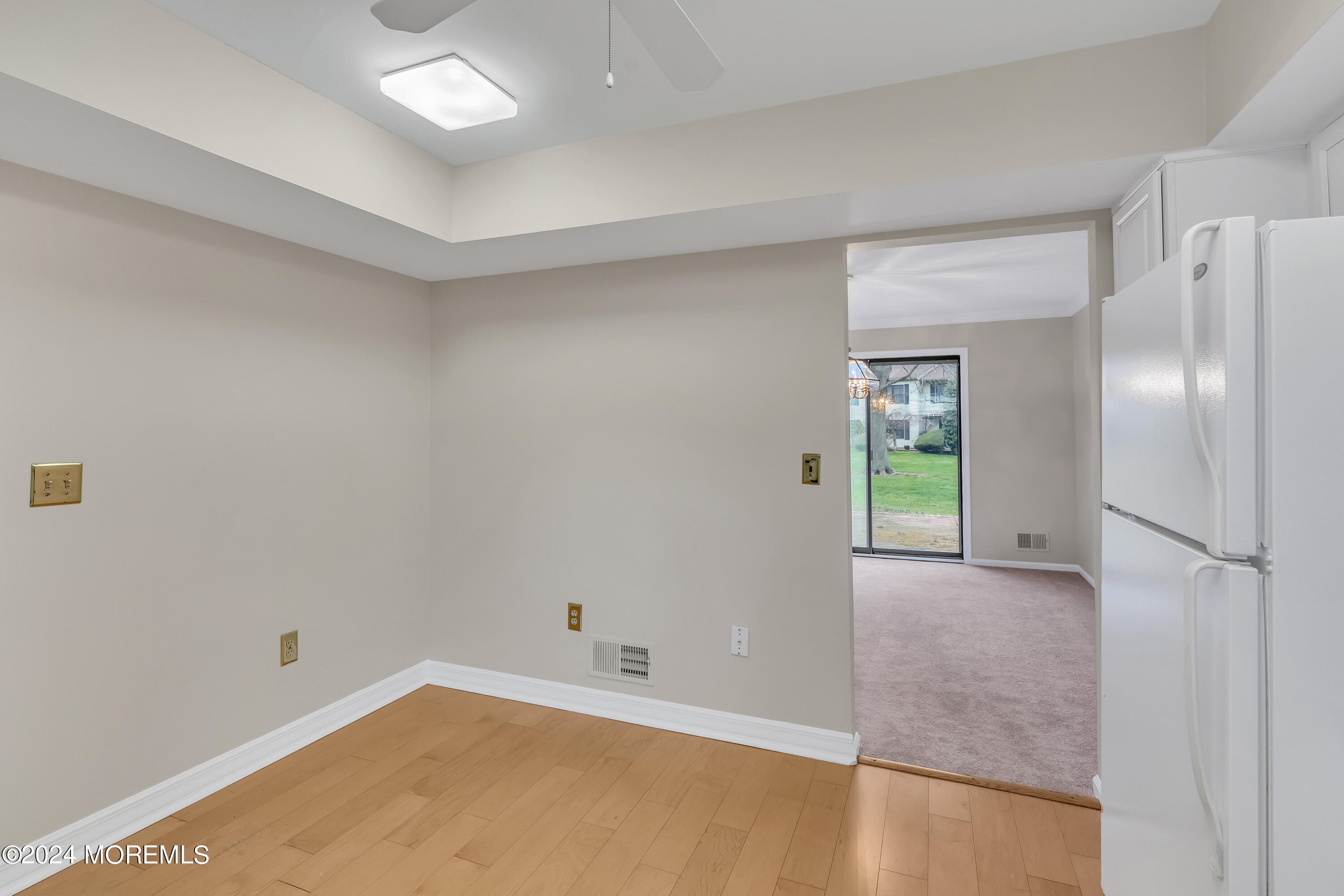 32 Apple Drive
