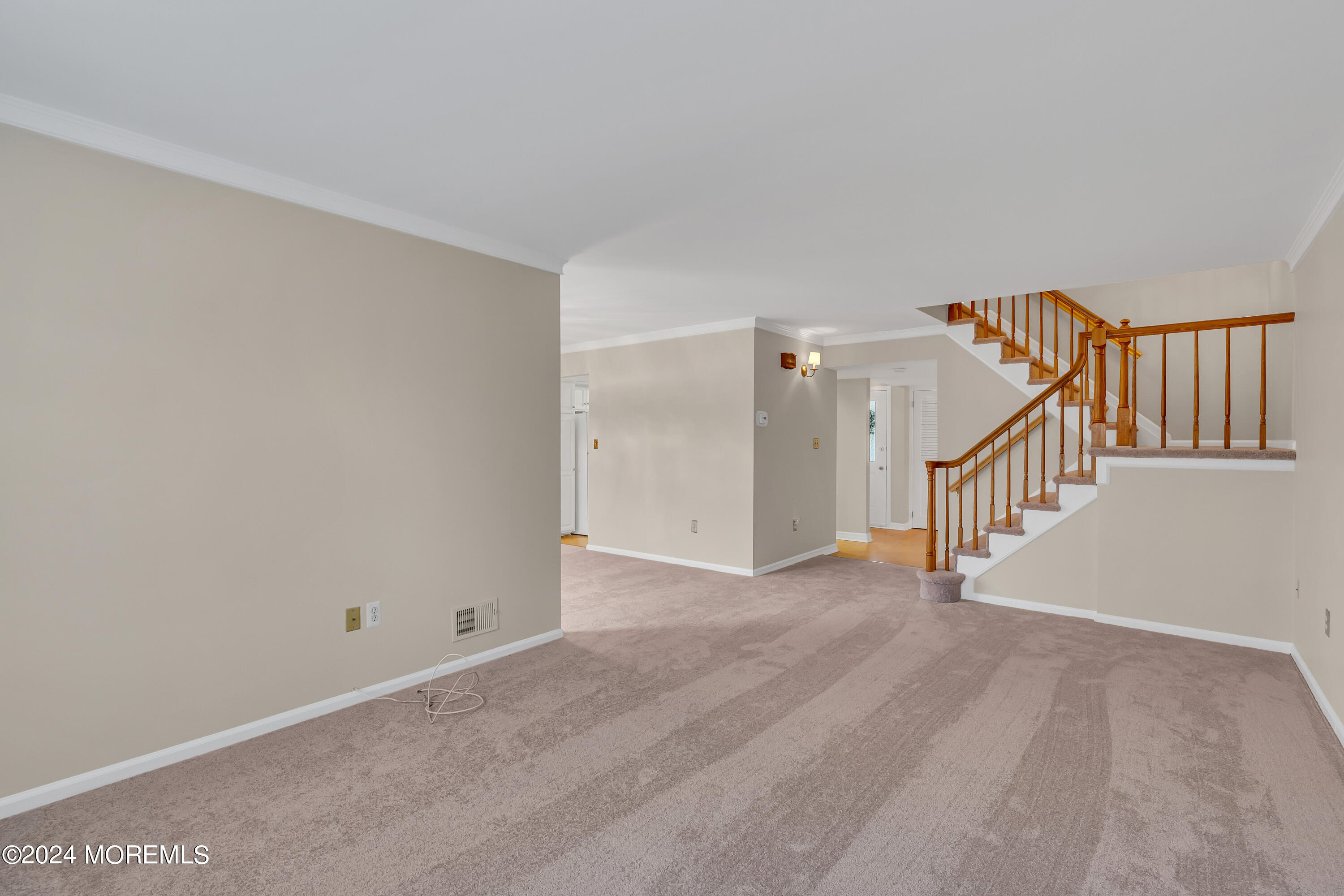 32 Apple Drive