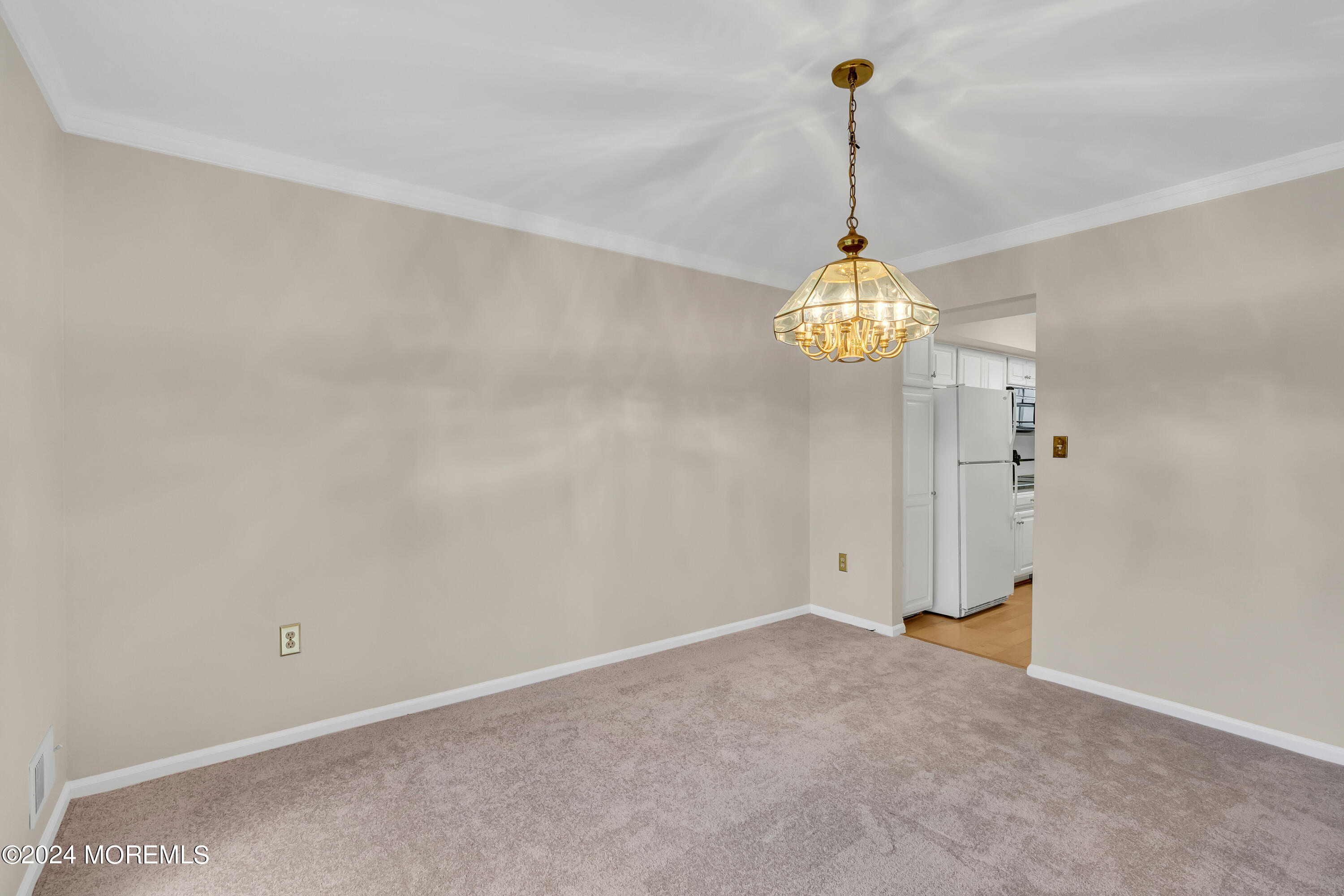 32 Apple Drive