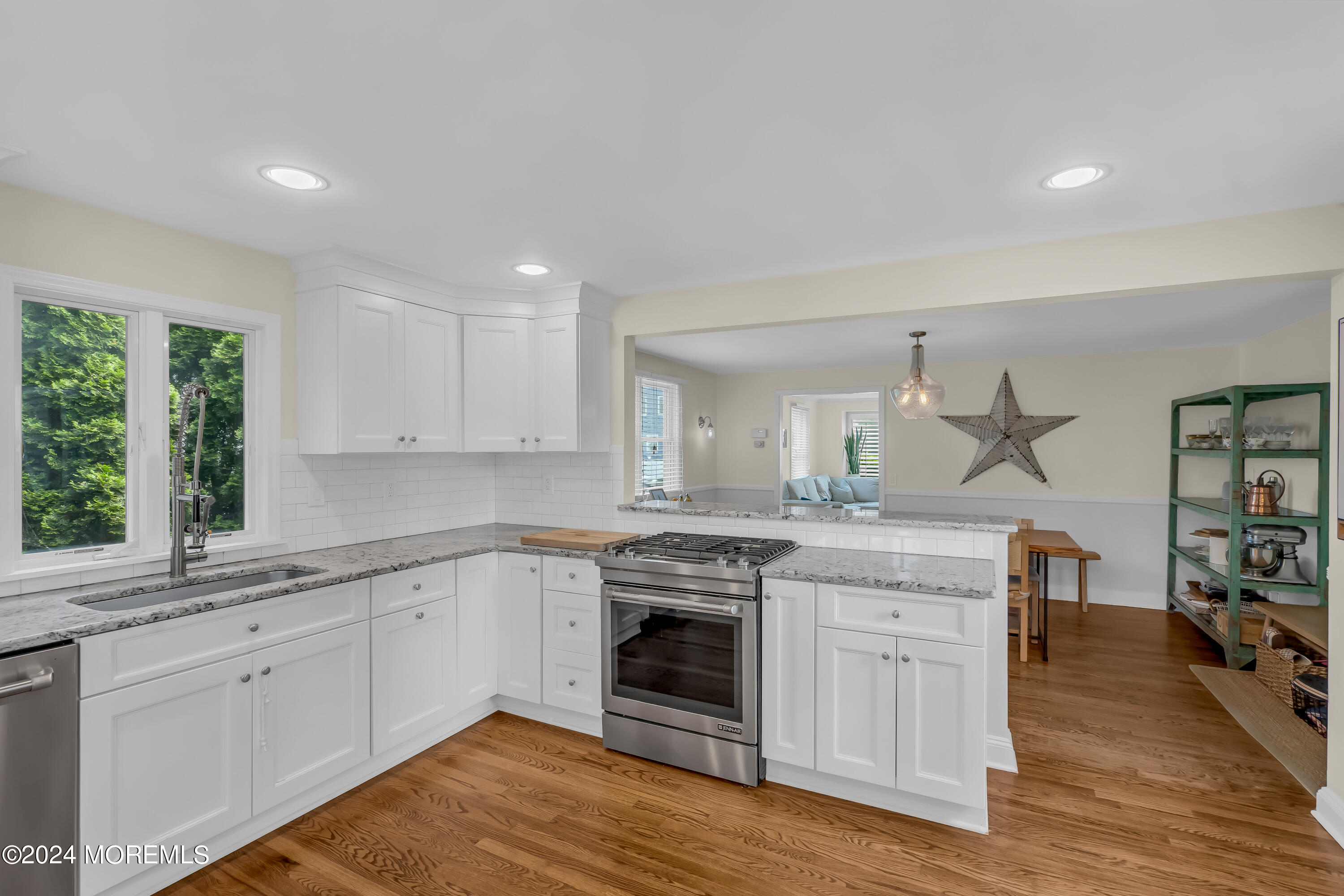 42 Lakewood Road