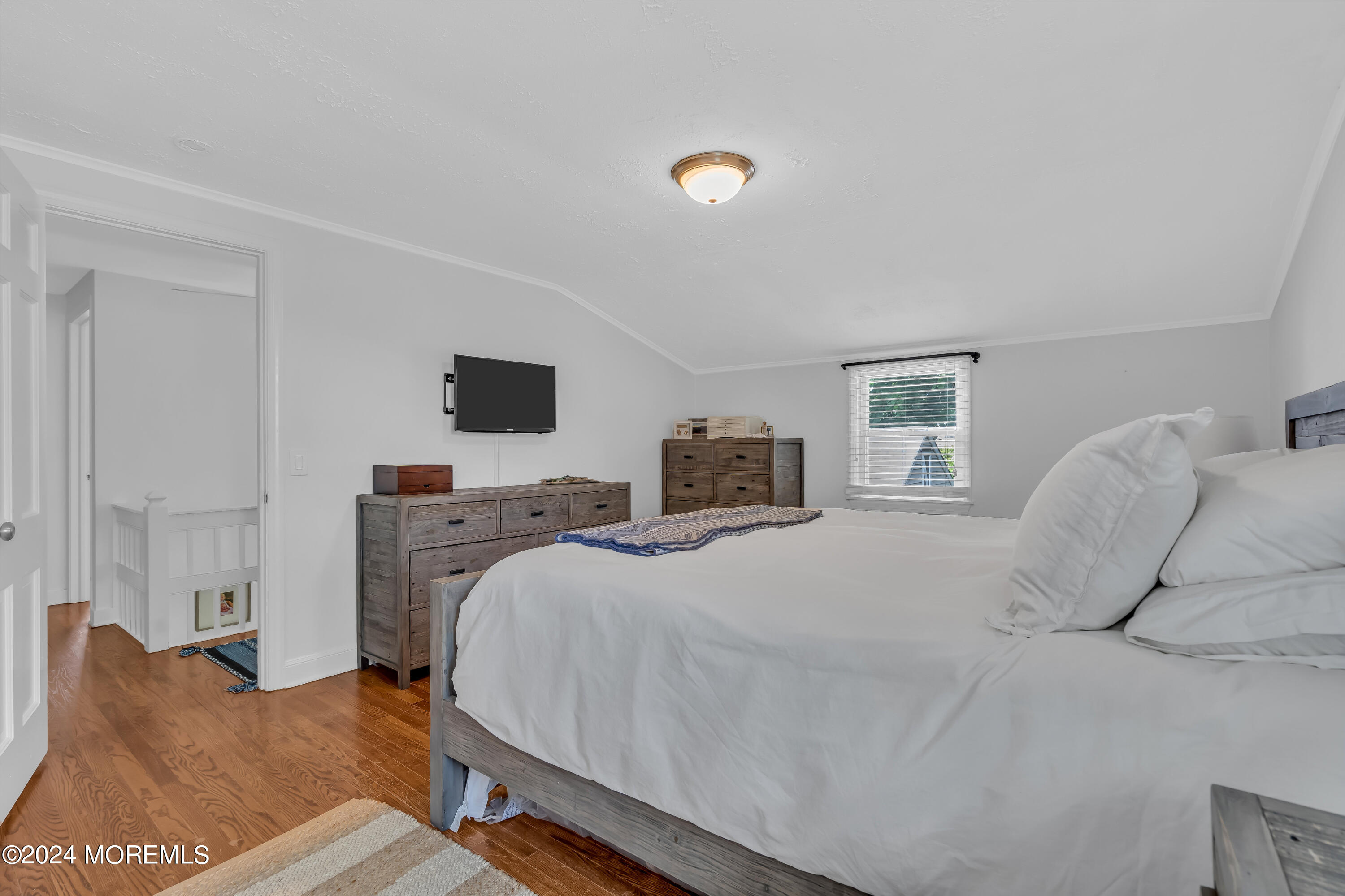 42 Lakewood Road