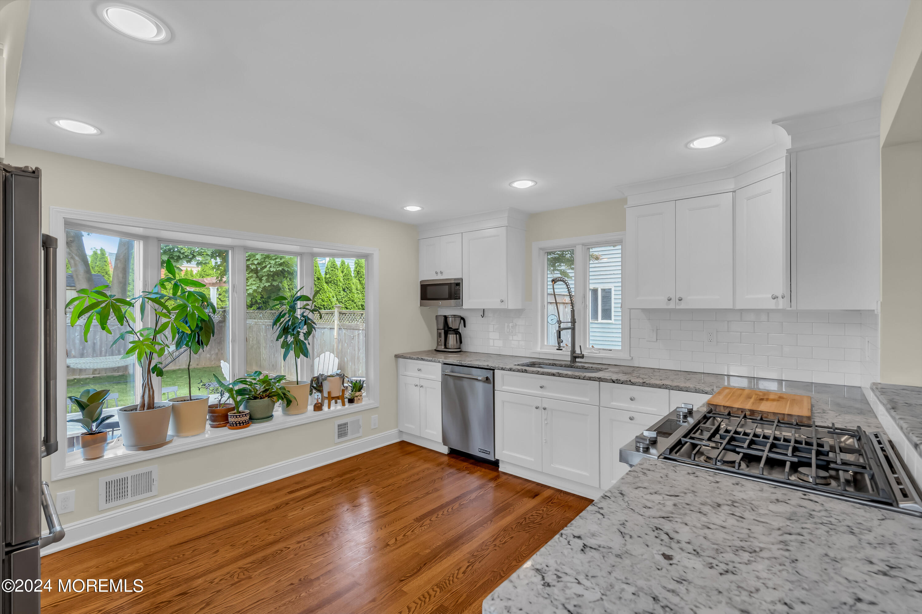 42 Lakewood Road