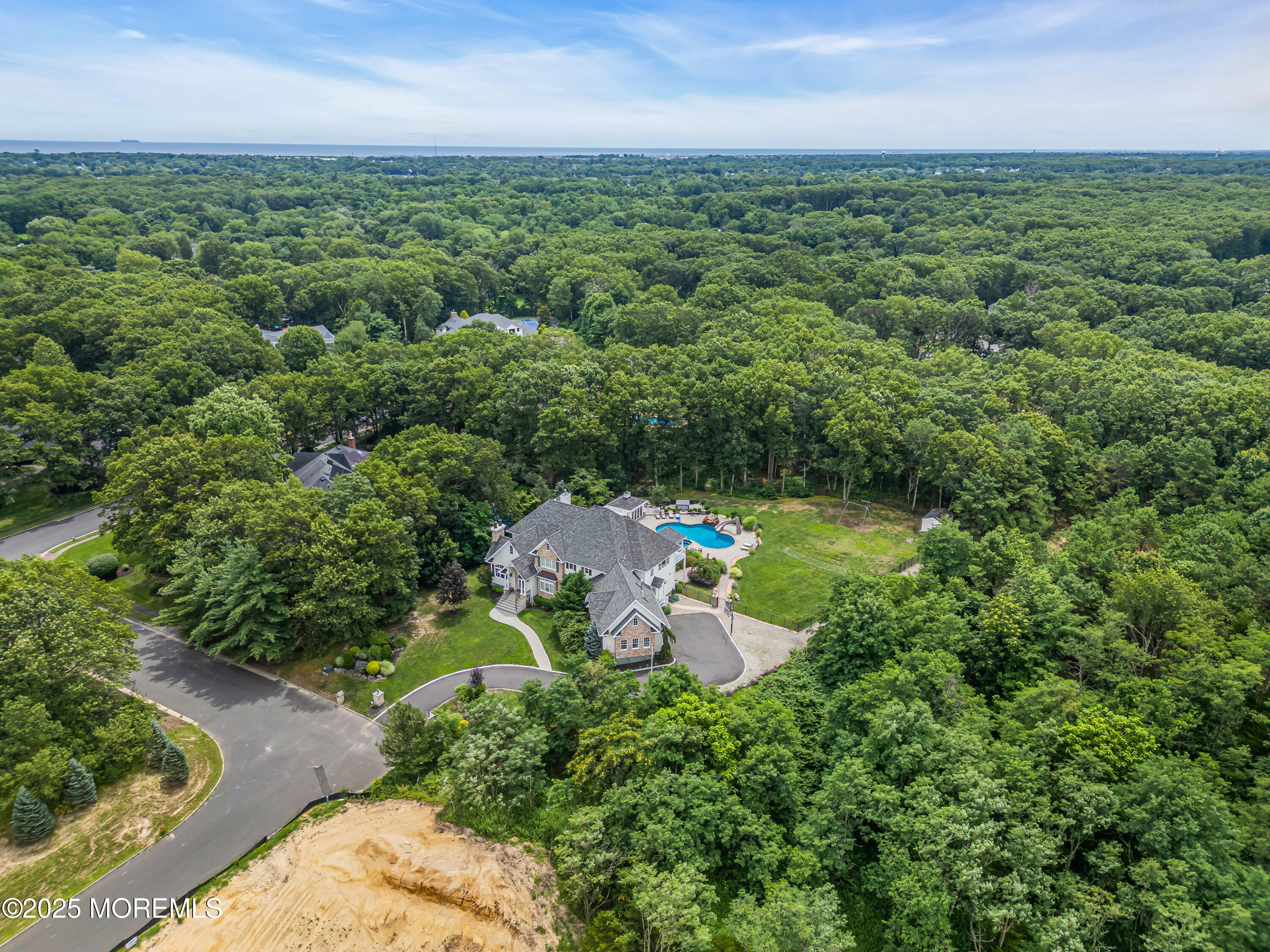 2128 Shadow Lane