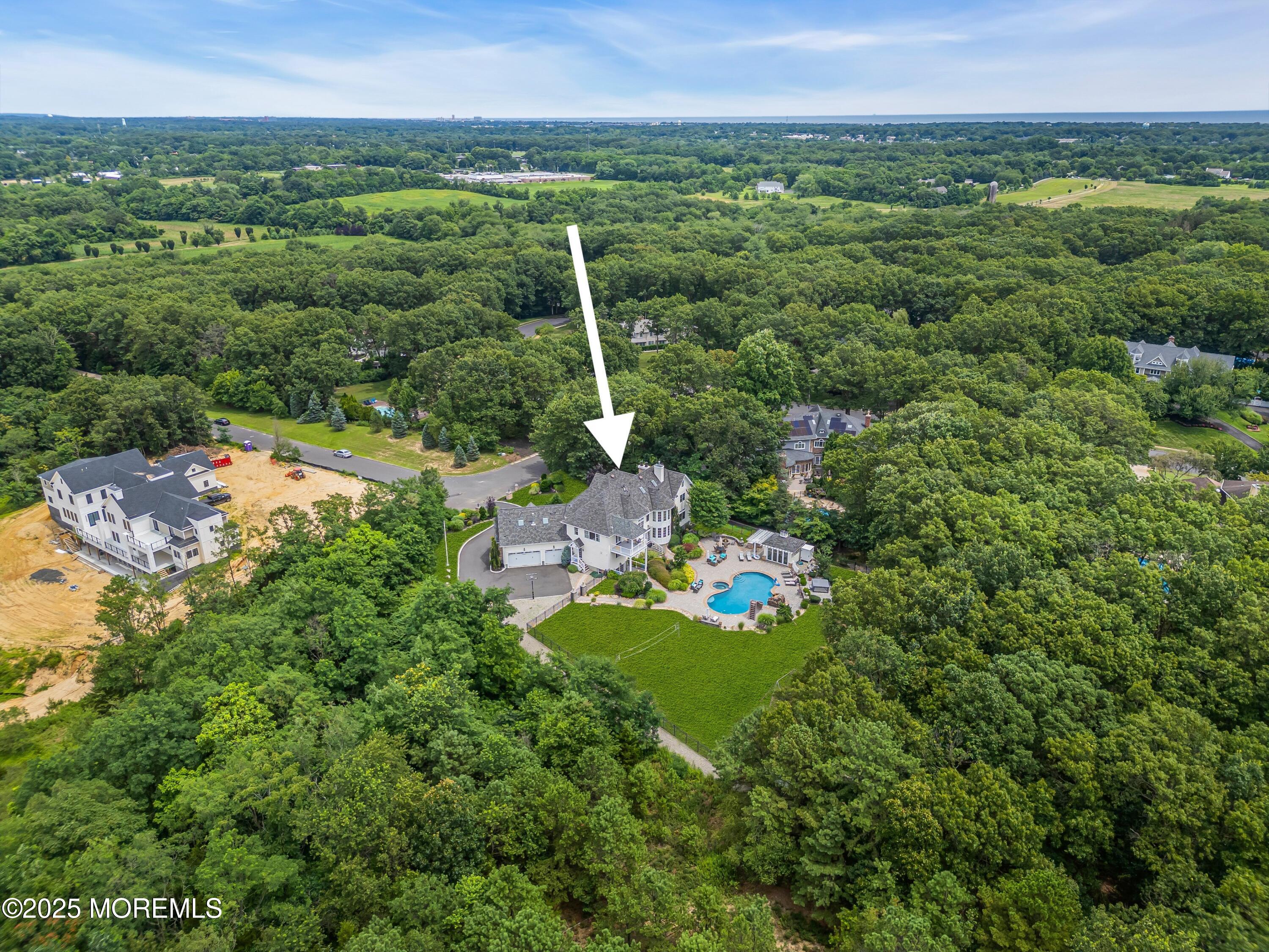 2128 Shadow Lane