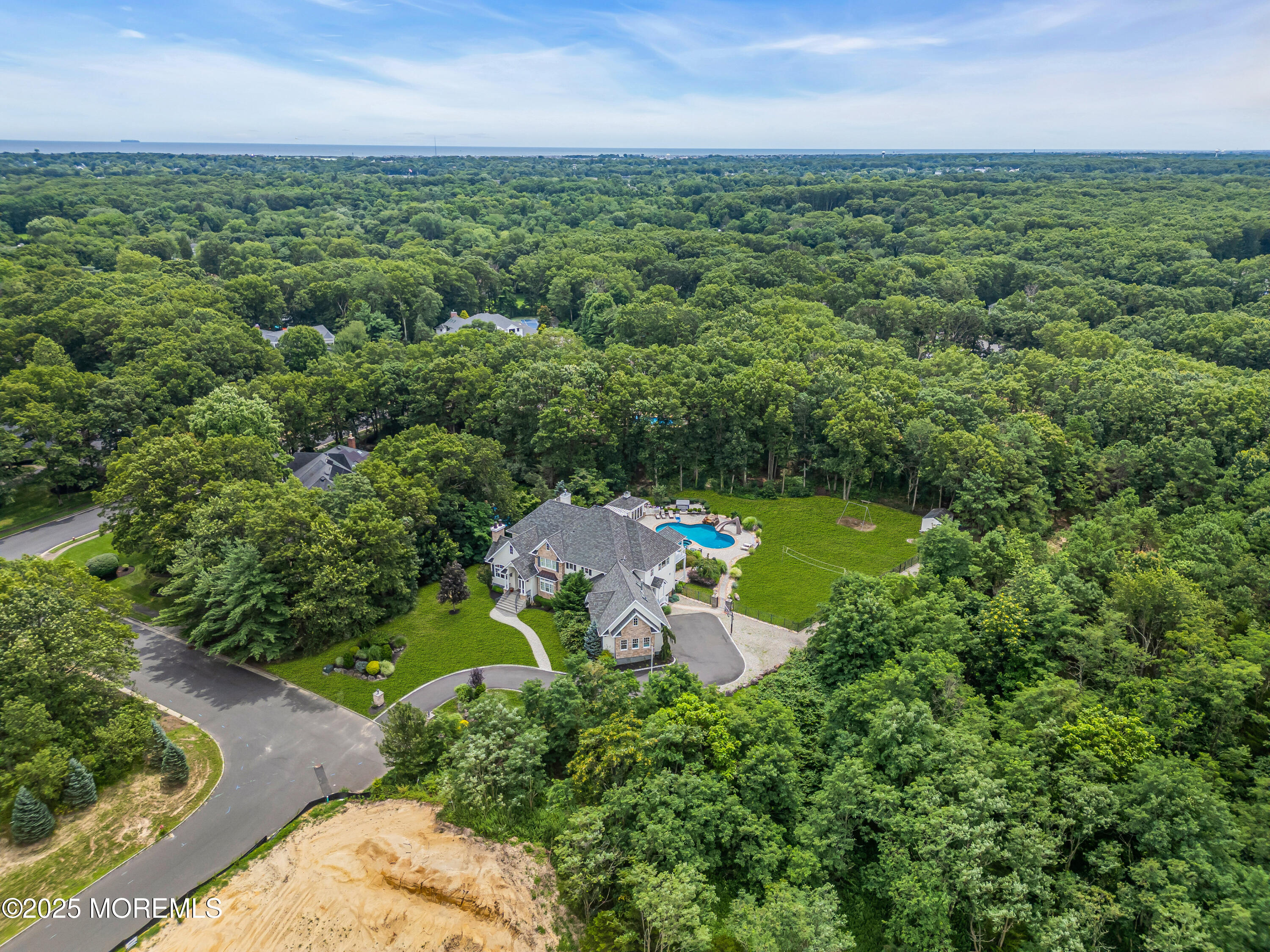 2128 Shadow Lane