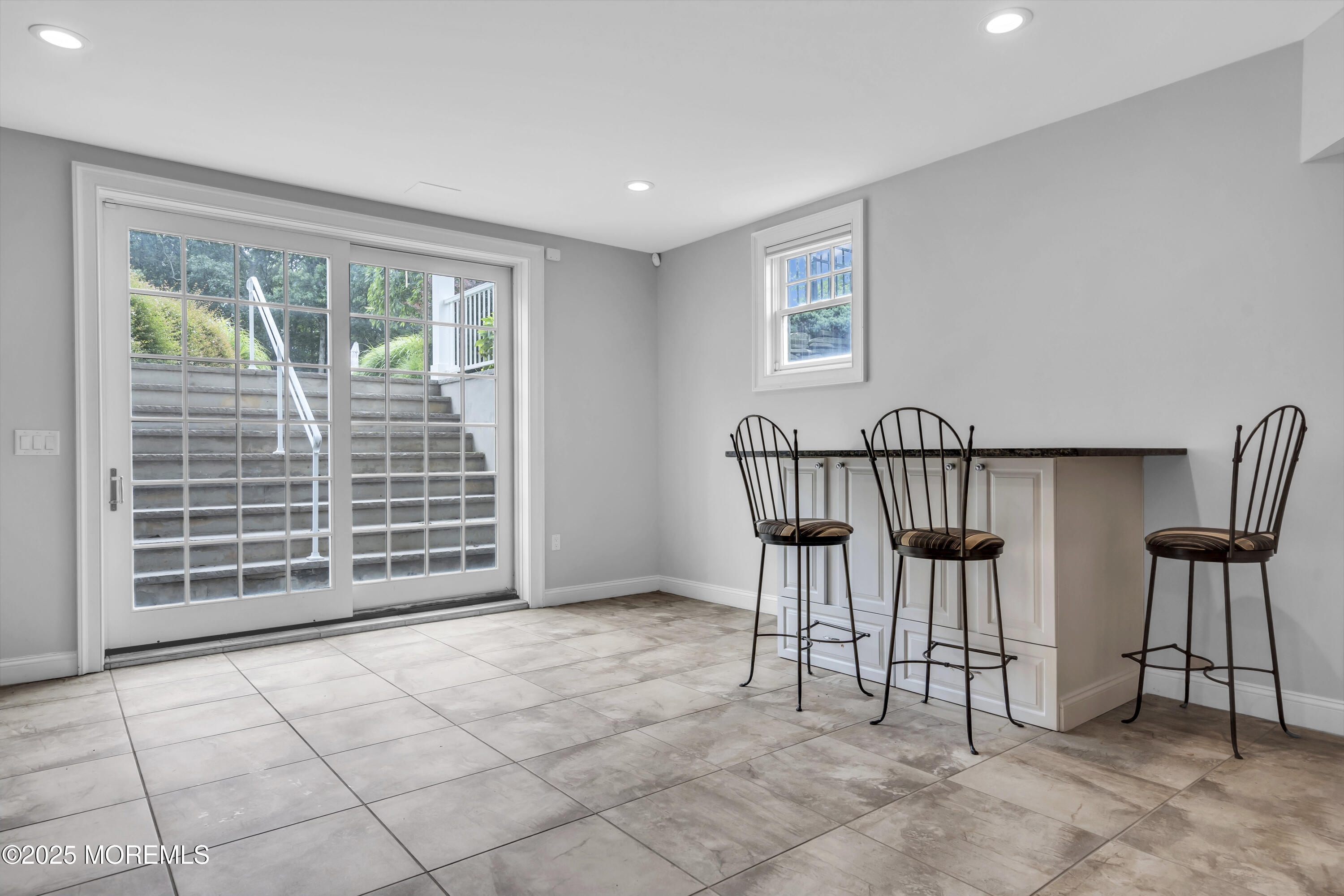 2128 Shadow Lane