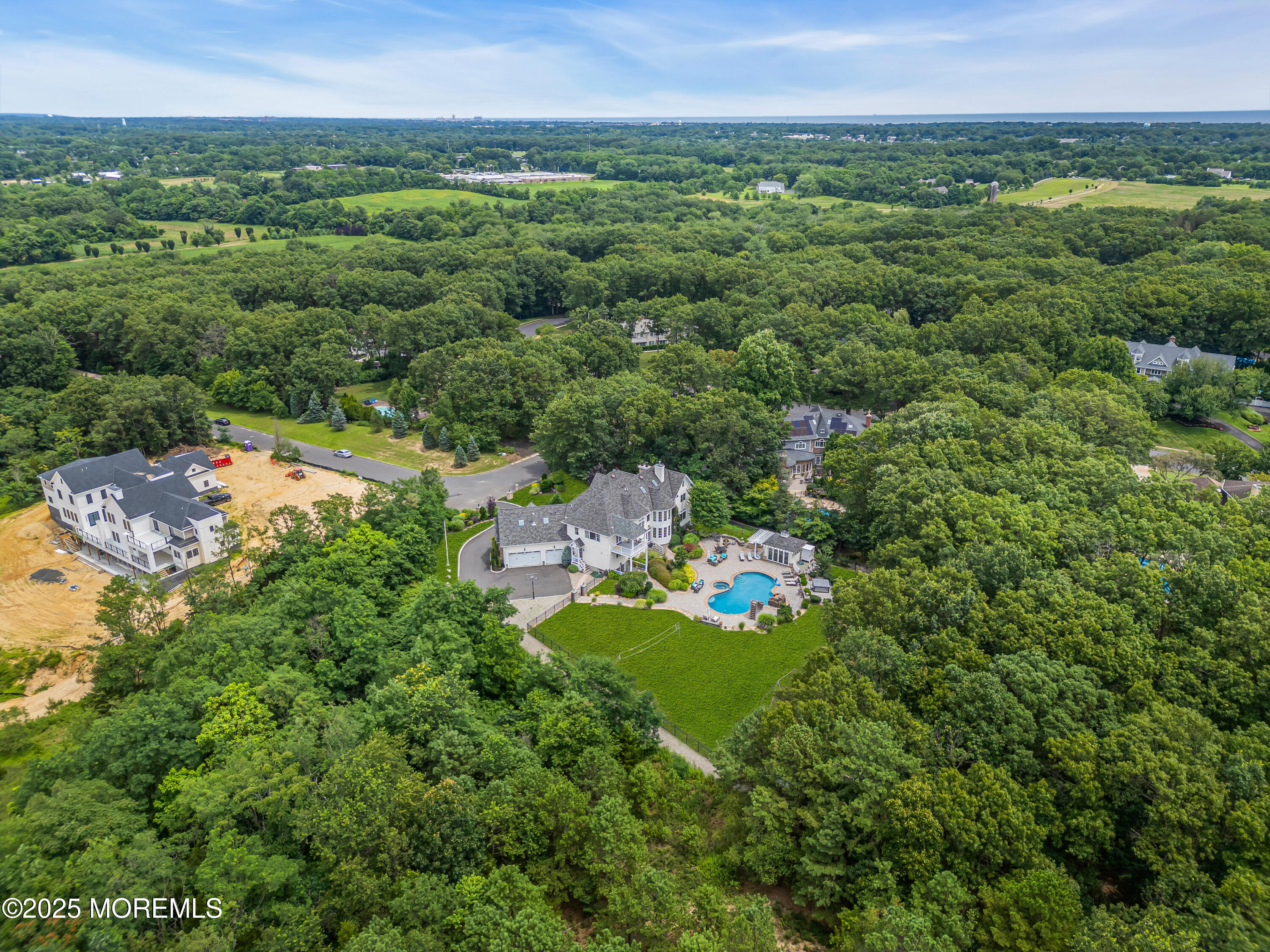 2128 Shadow Lane