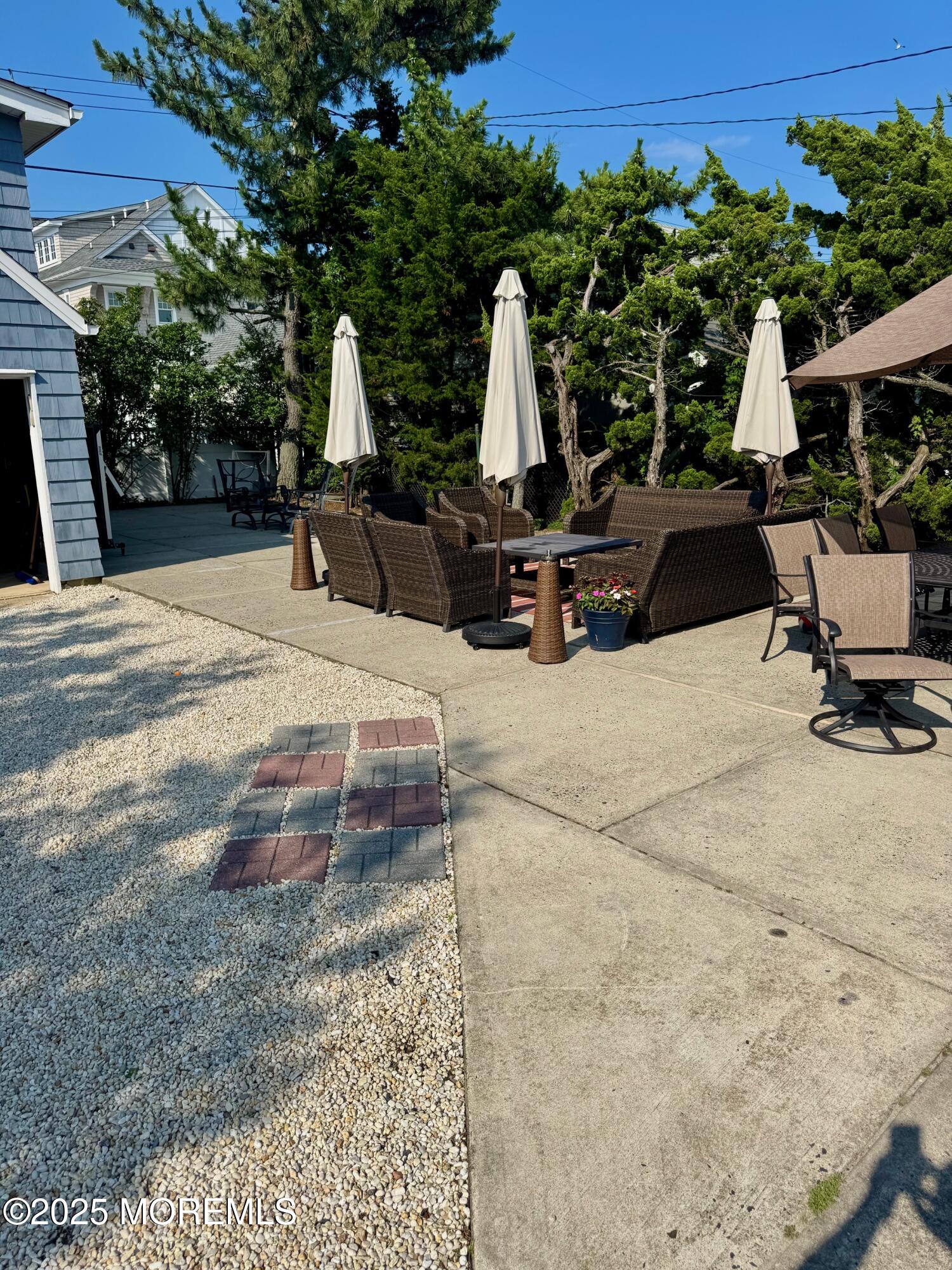 12 York Avenue