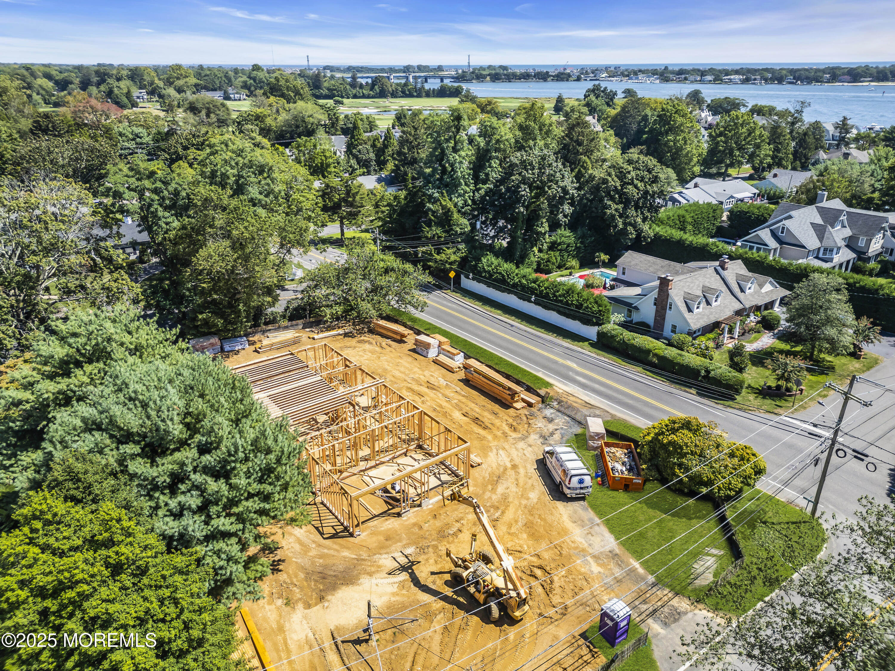 907 Riverview Drive
