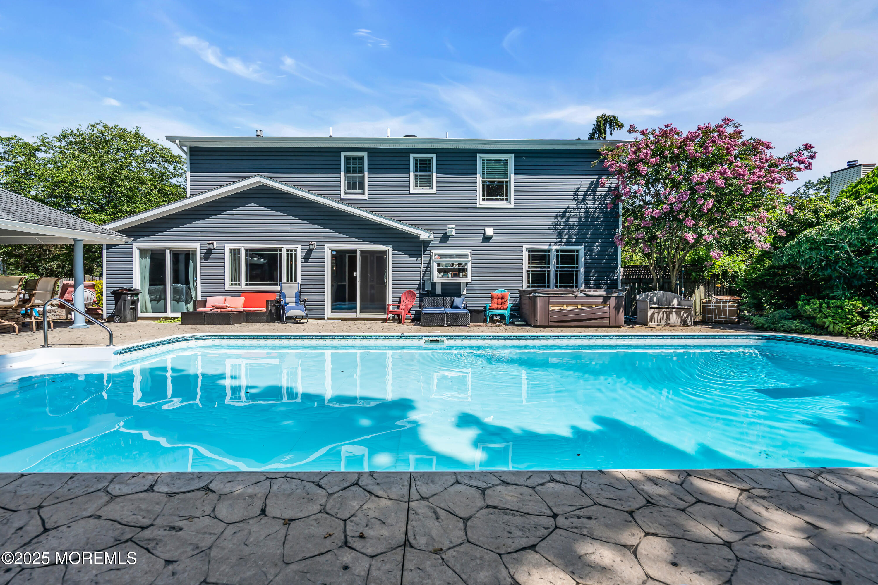 94 Rolling Hills Court