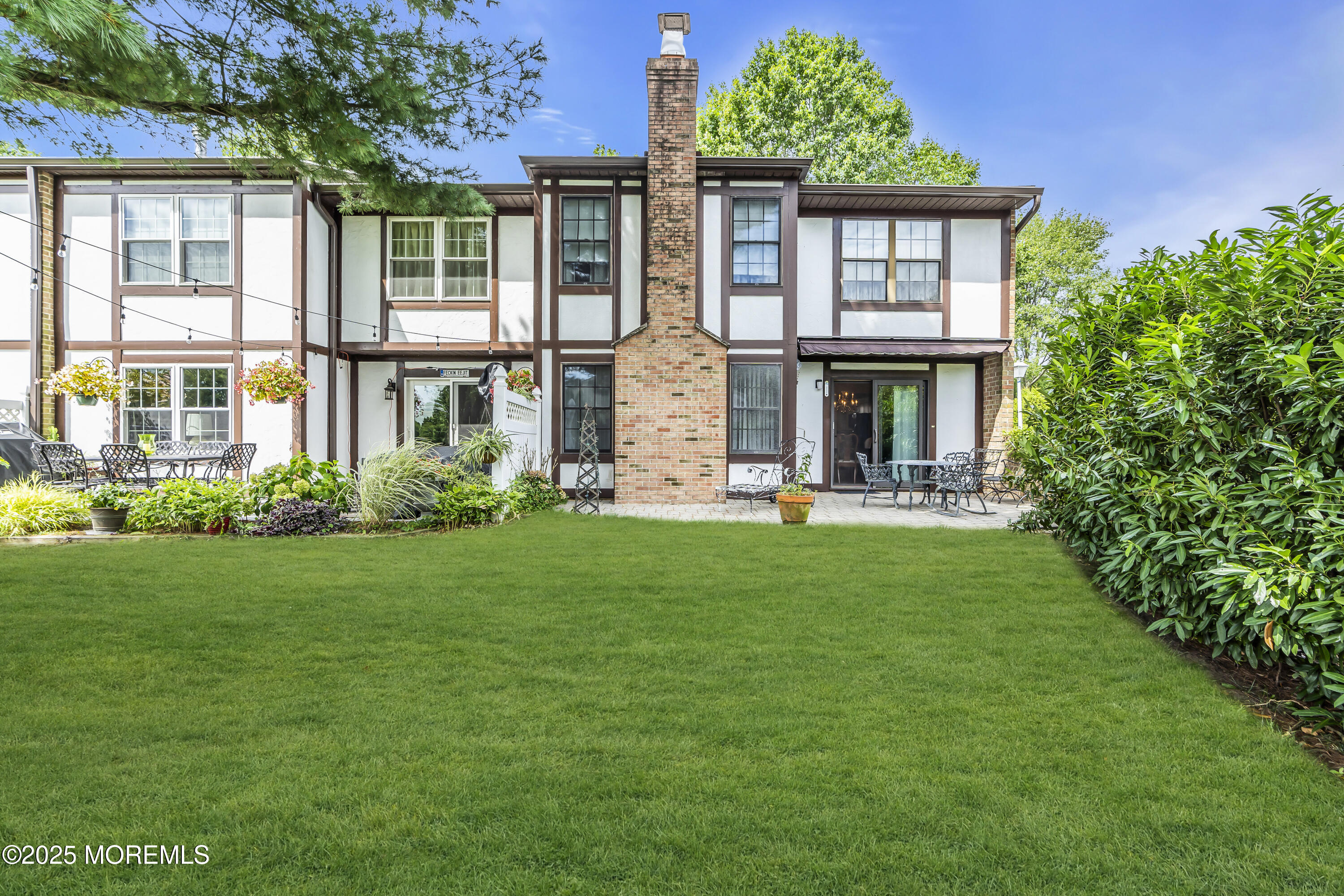 71 Willow Lane