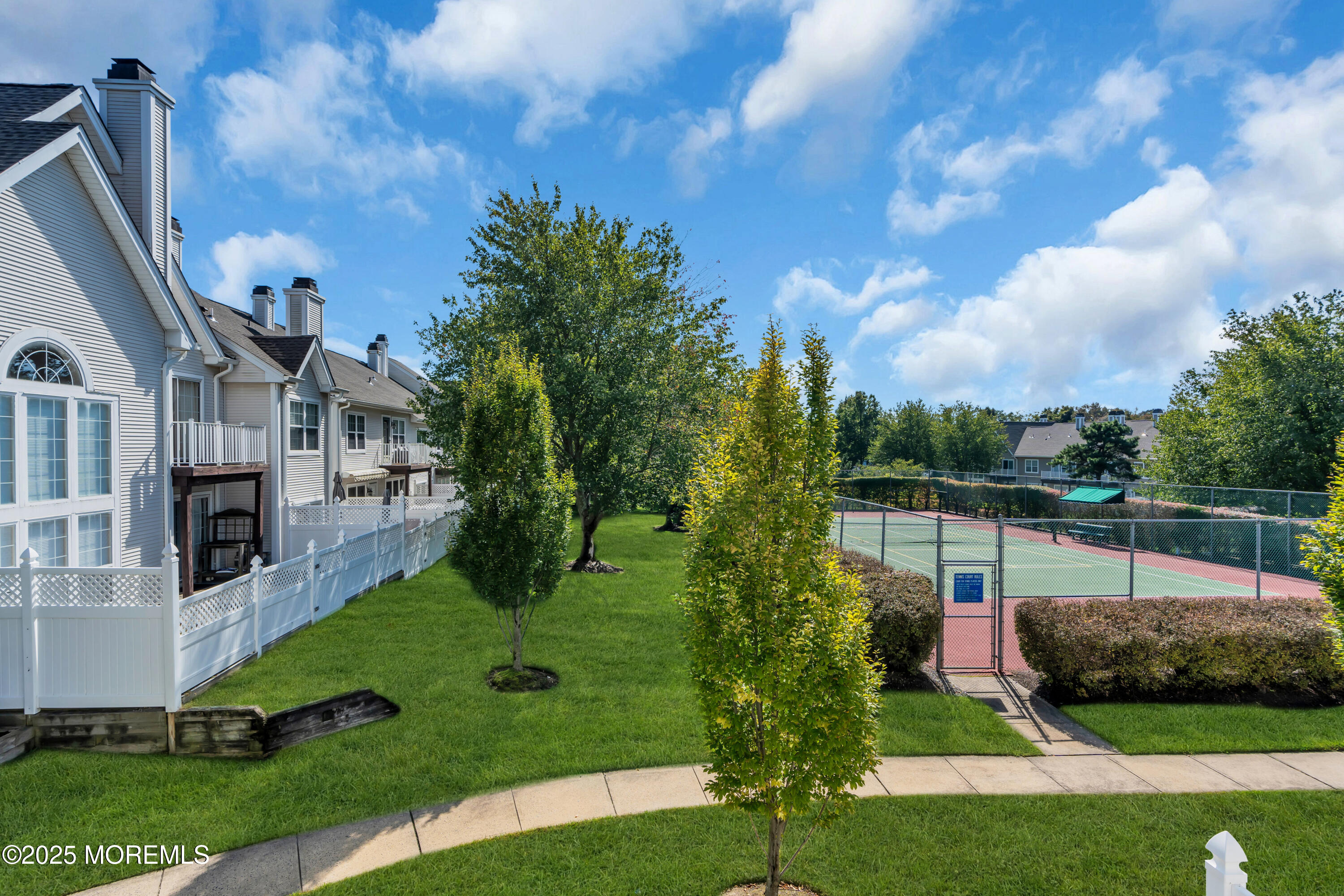 151 S Manor Court
