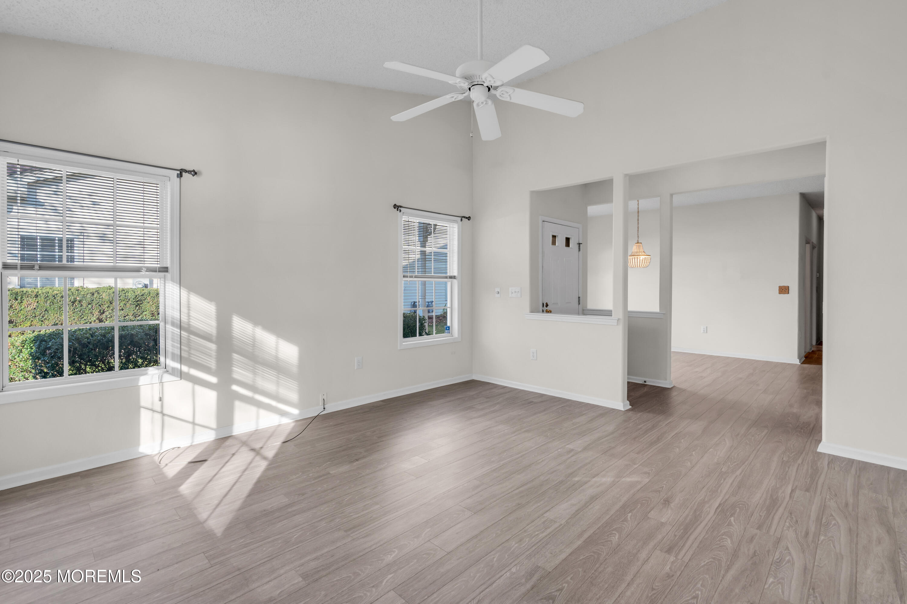 32 Riva Boulevard 2277