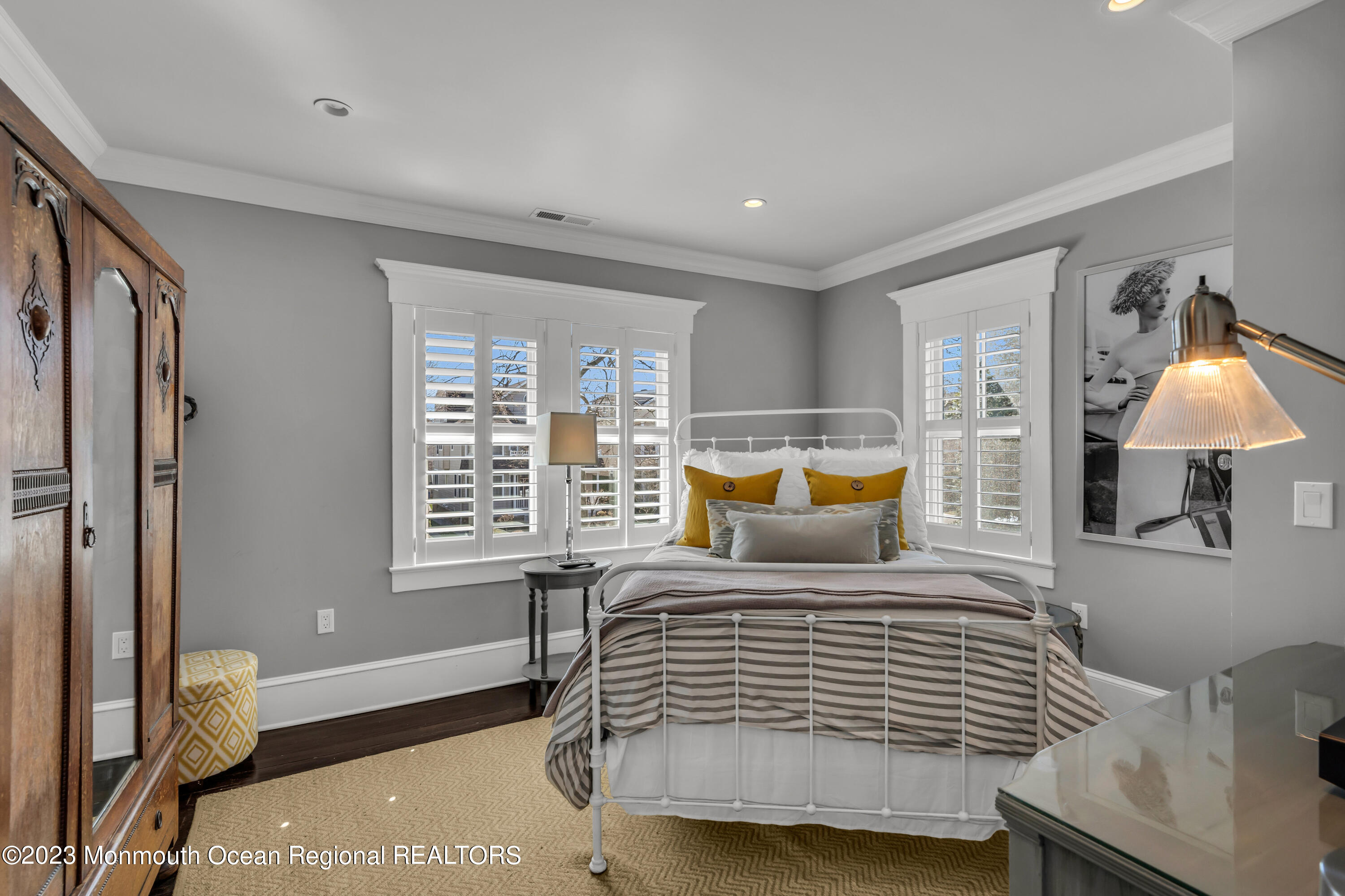 310 Worthington Avenue