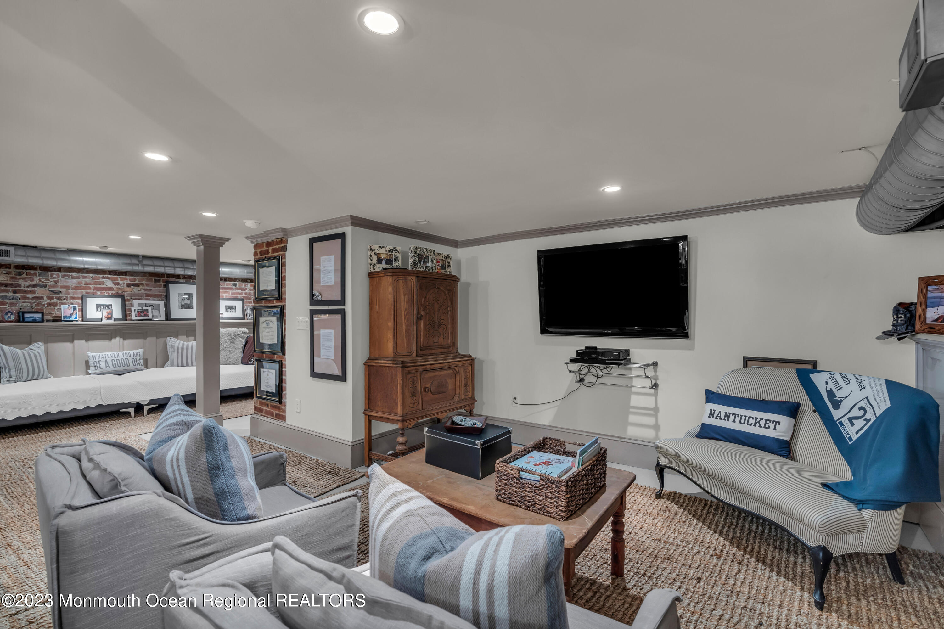 310 Worthington Avenue