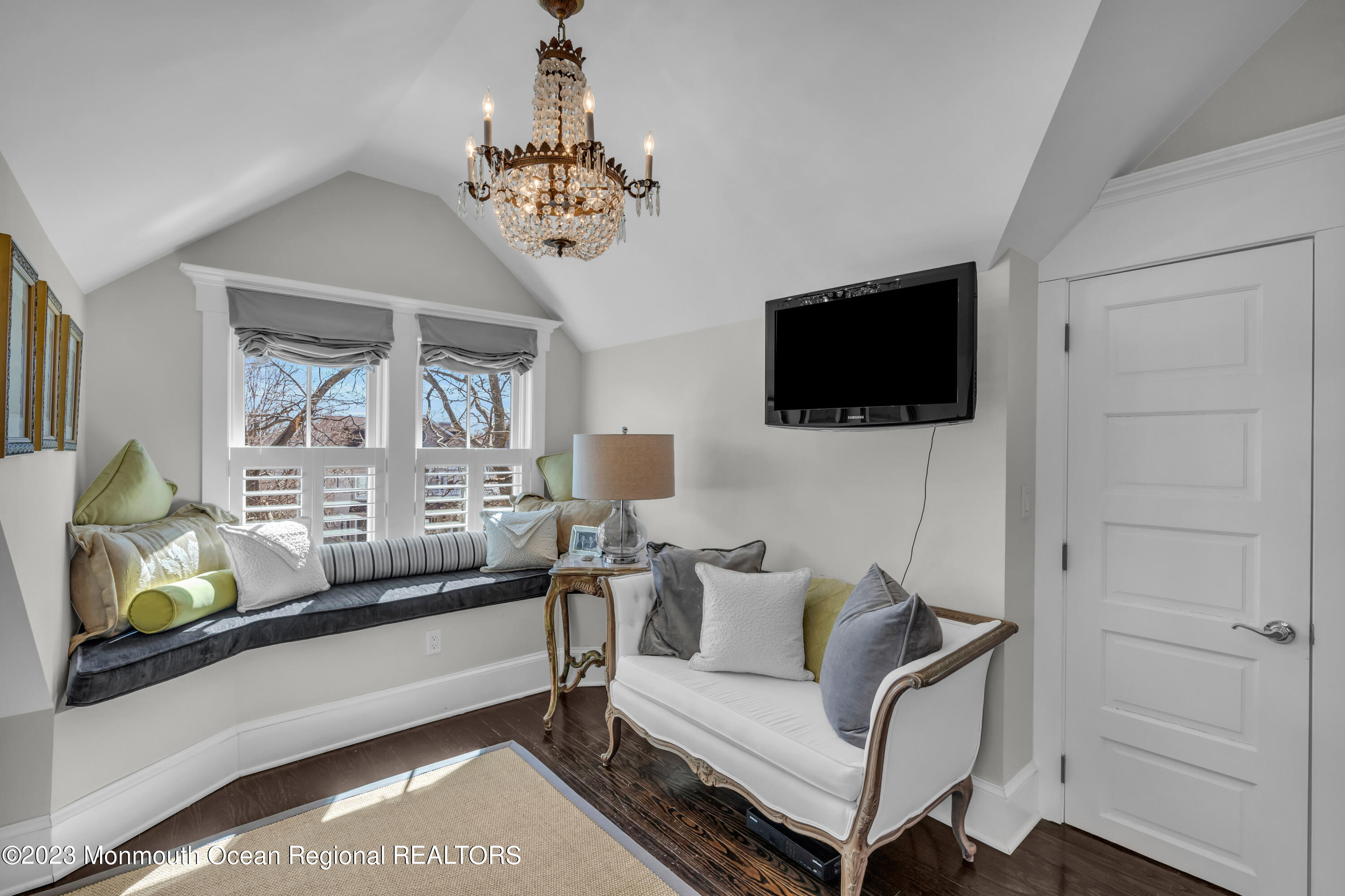 310 Worthington Avenue