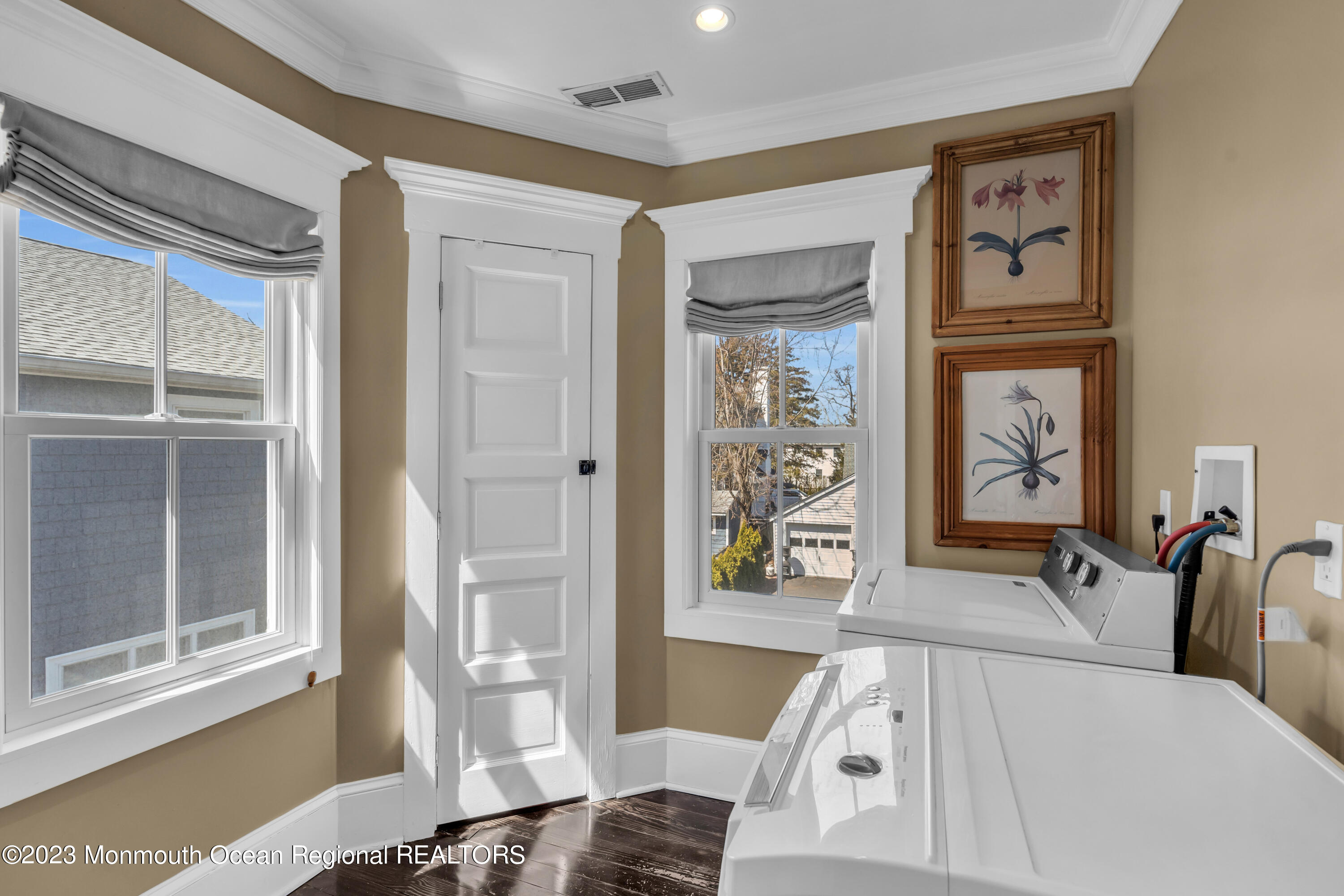 310 Worthington Avenue