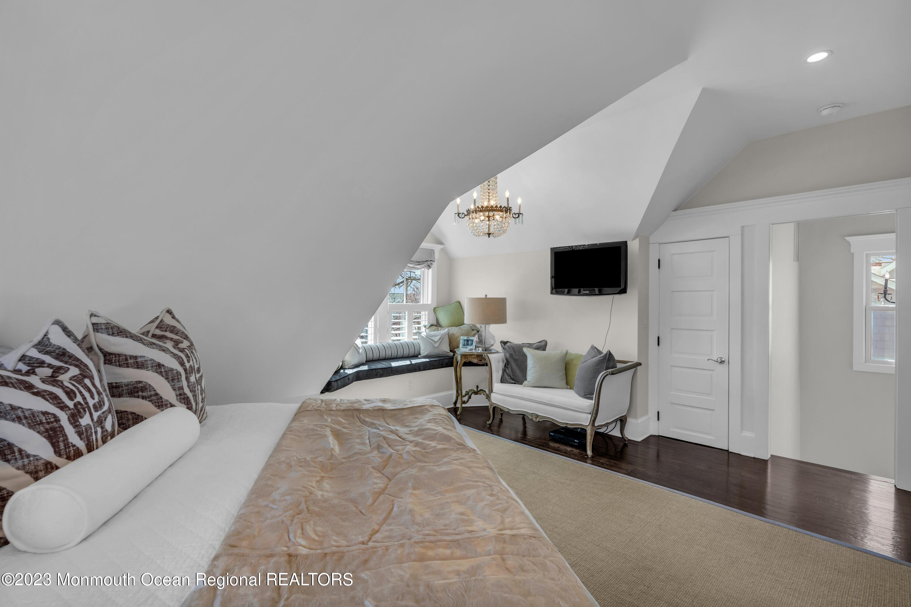 310 Worthington Avenue