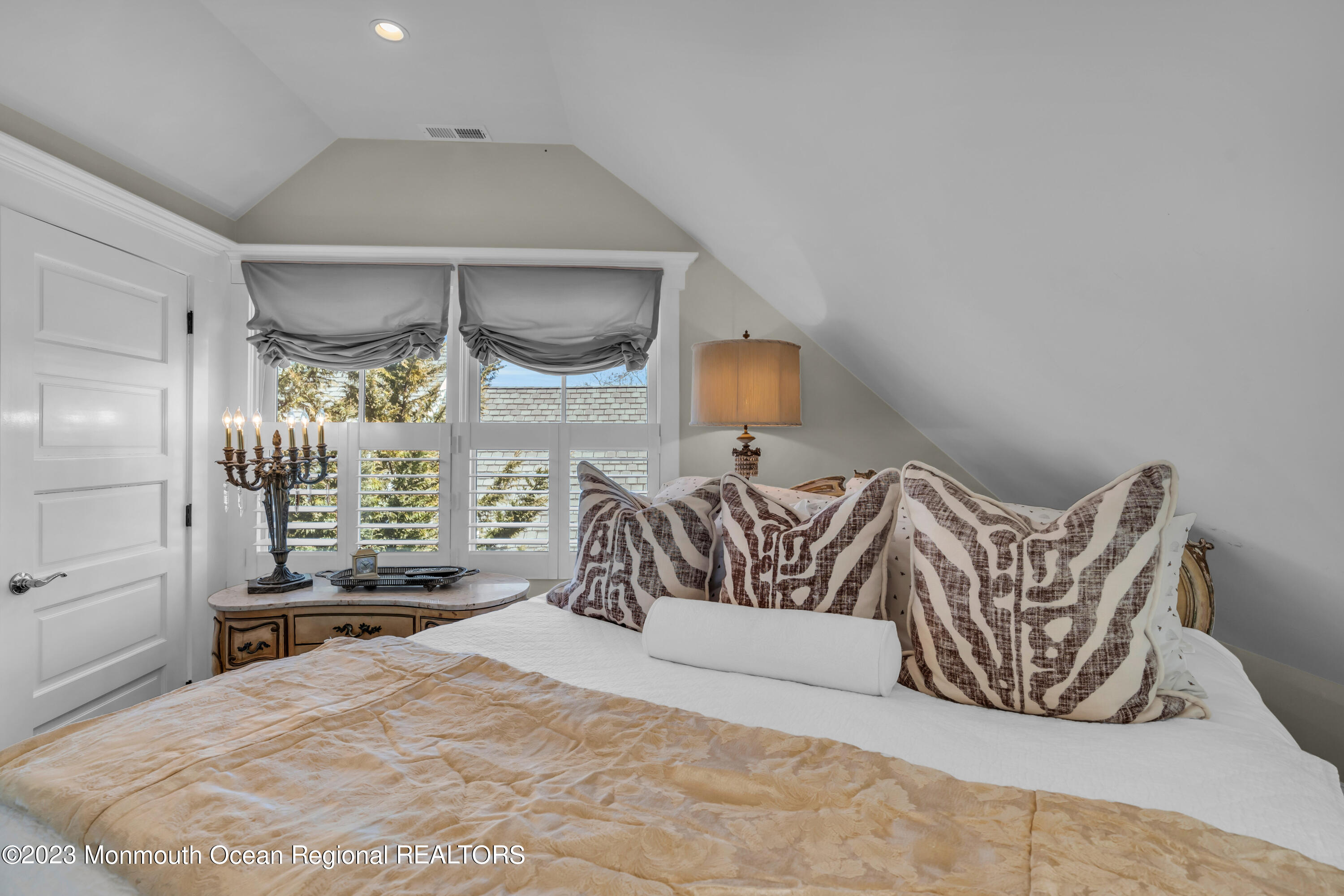 310 Worthington Avenue