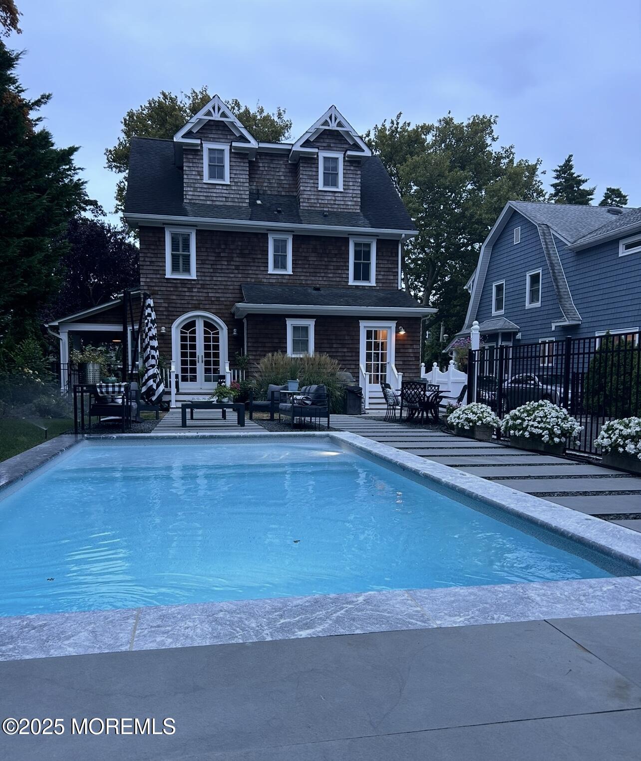 310 Worthington Avenue