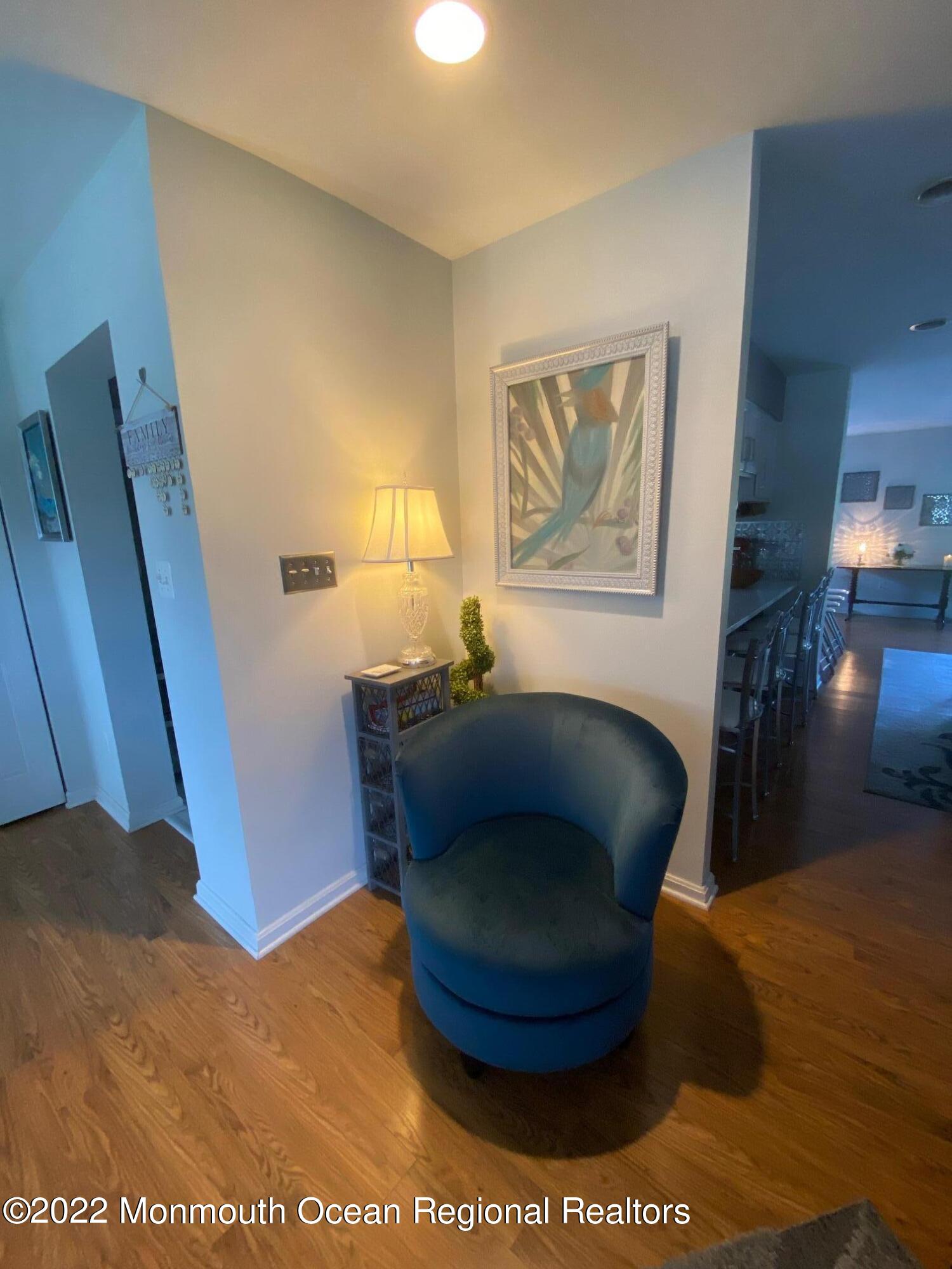 2060 New Bedford Road SUMMER W/POOL