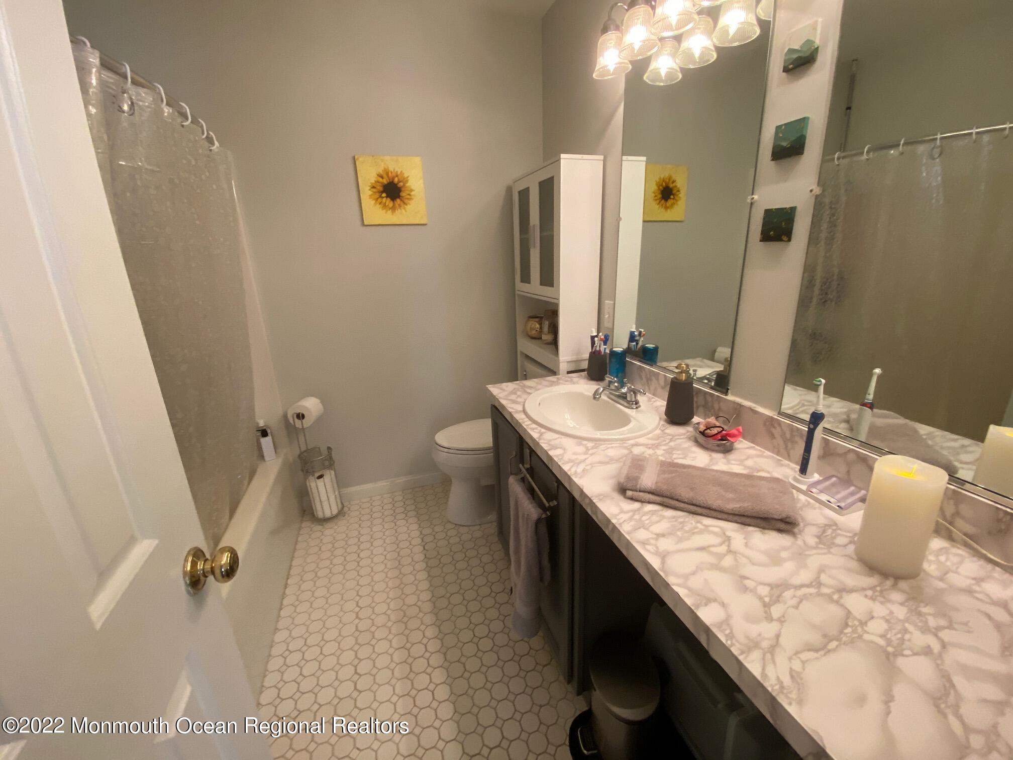 2060 New Bedford Road SUMMER W/POOL