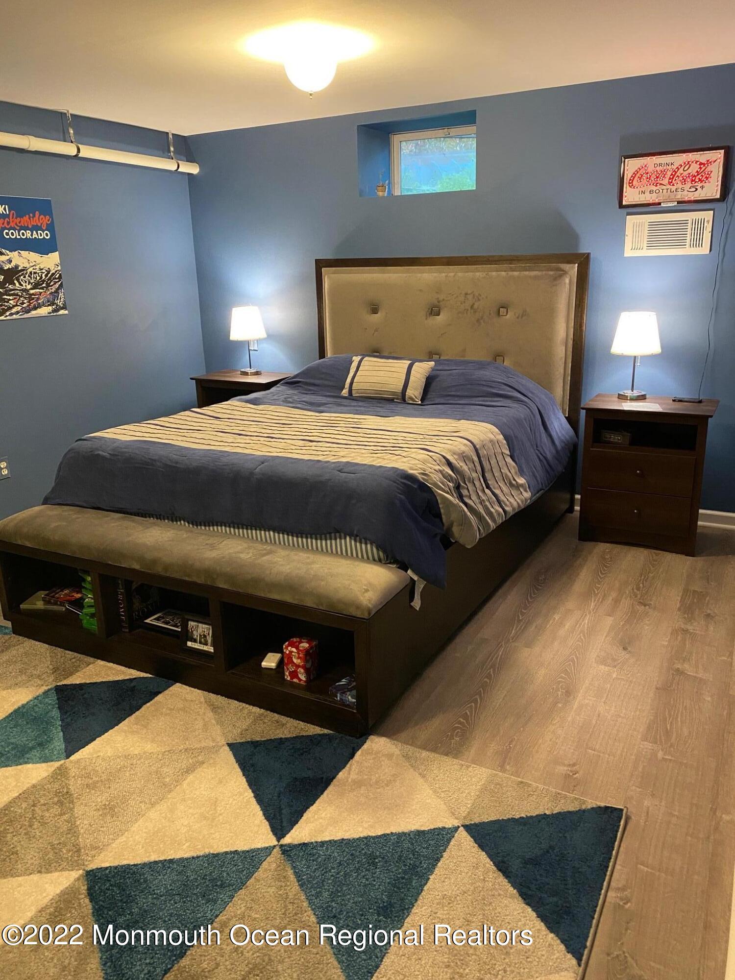 2060 New Bedford Road SUMMER W/POOL