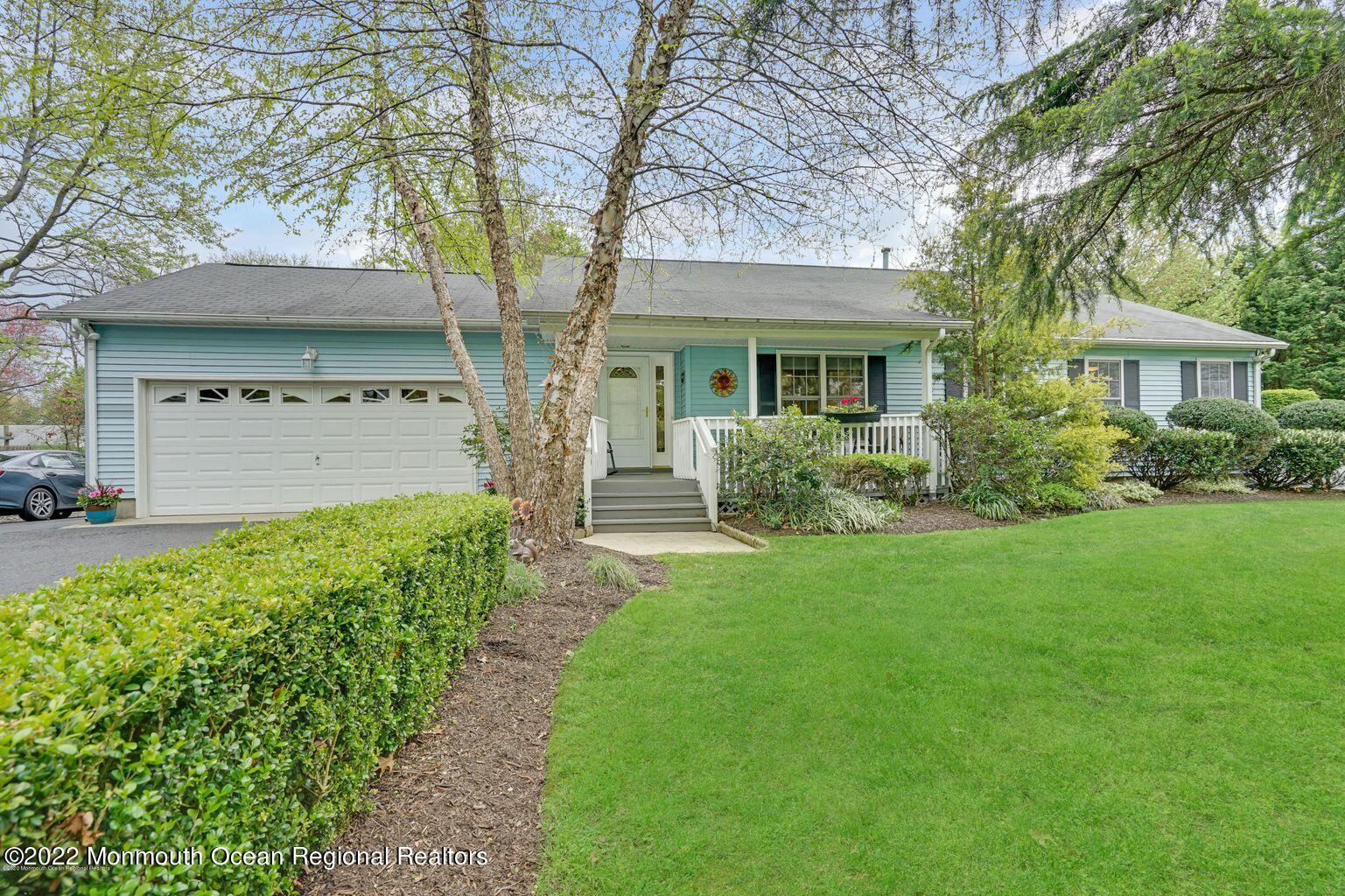 2060 New Bedford Road SUMMER W/POOL