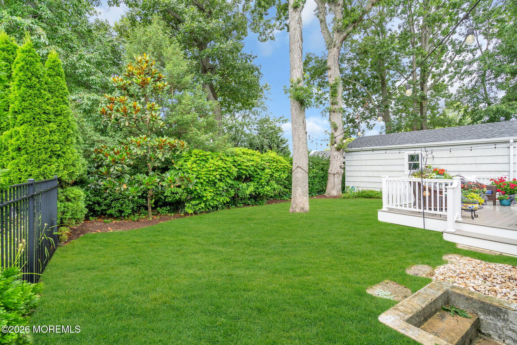 2125 Edgewood Place