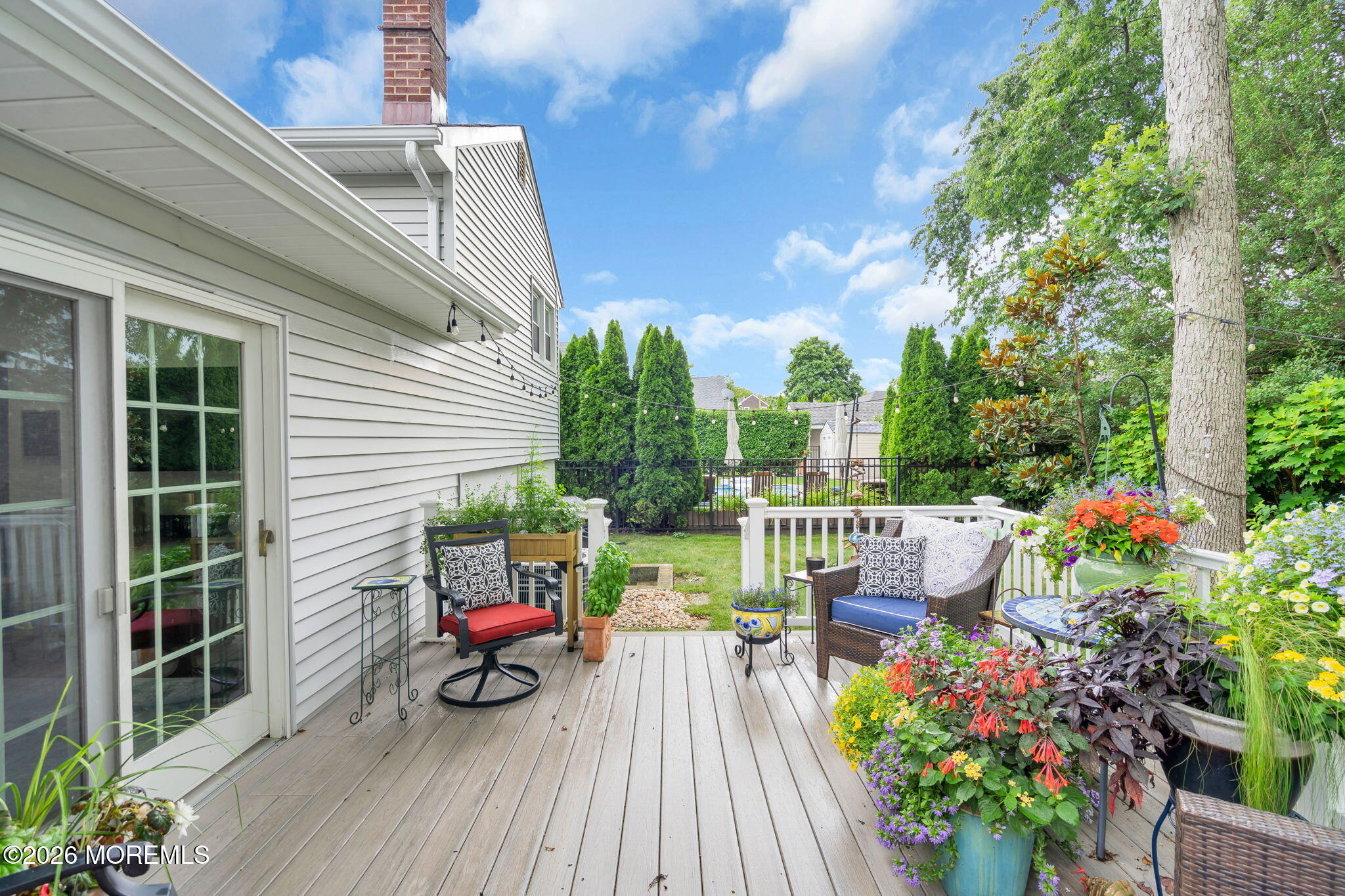 2125 Edgewood Place