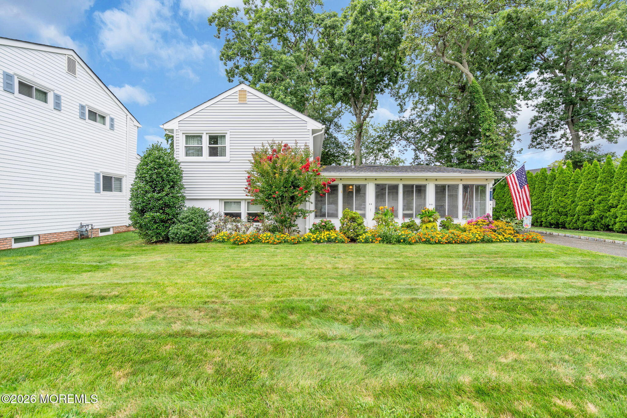 2125 Edgewood Place