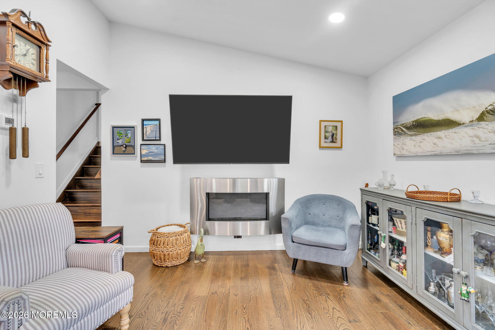 2125 Edgewood Place