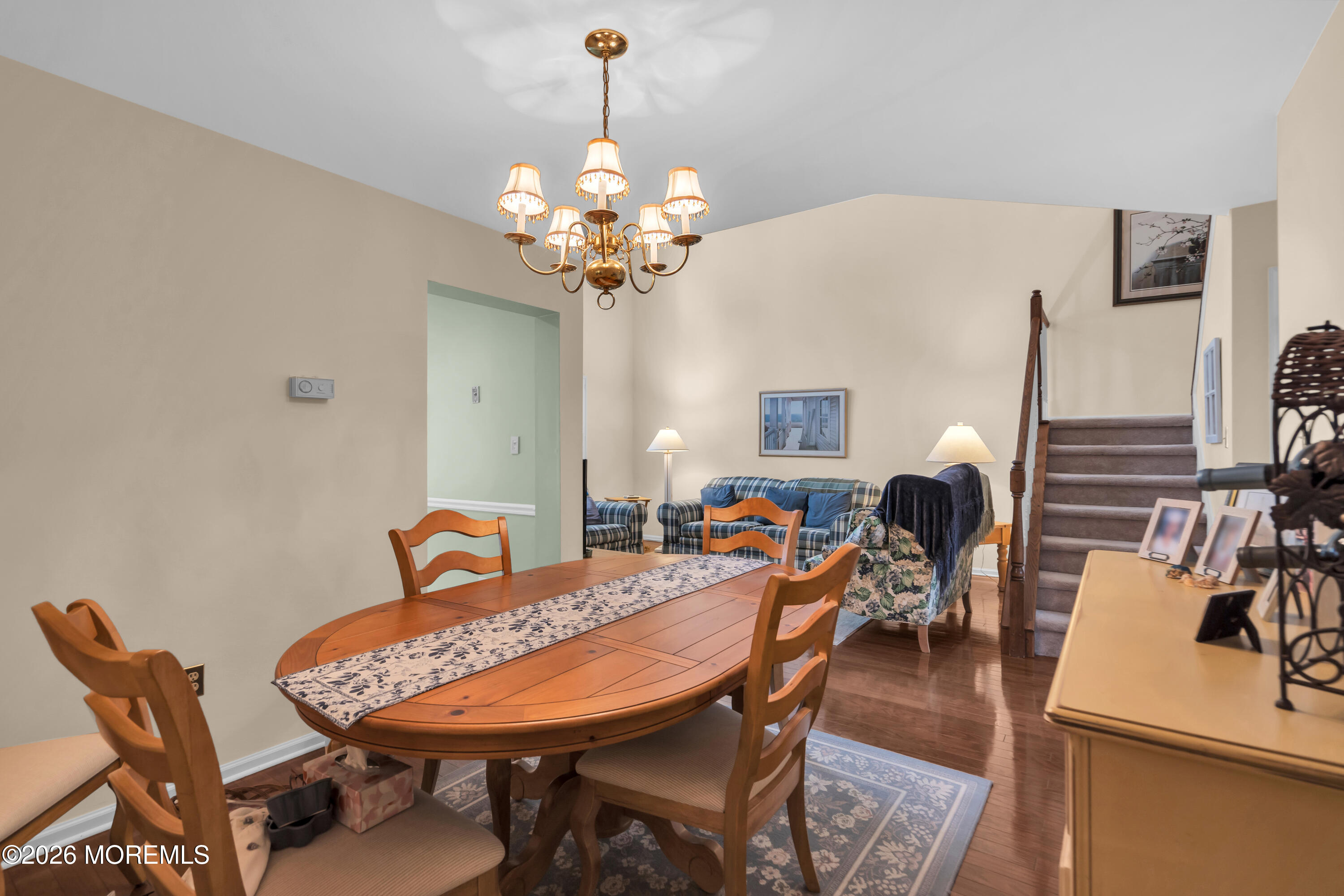 32 S Manor Court 3002