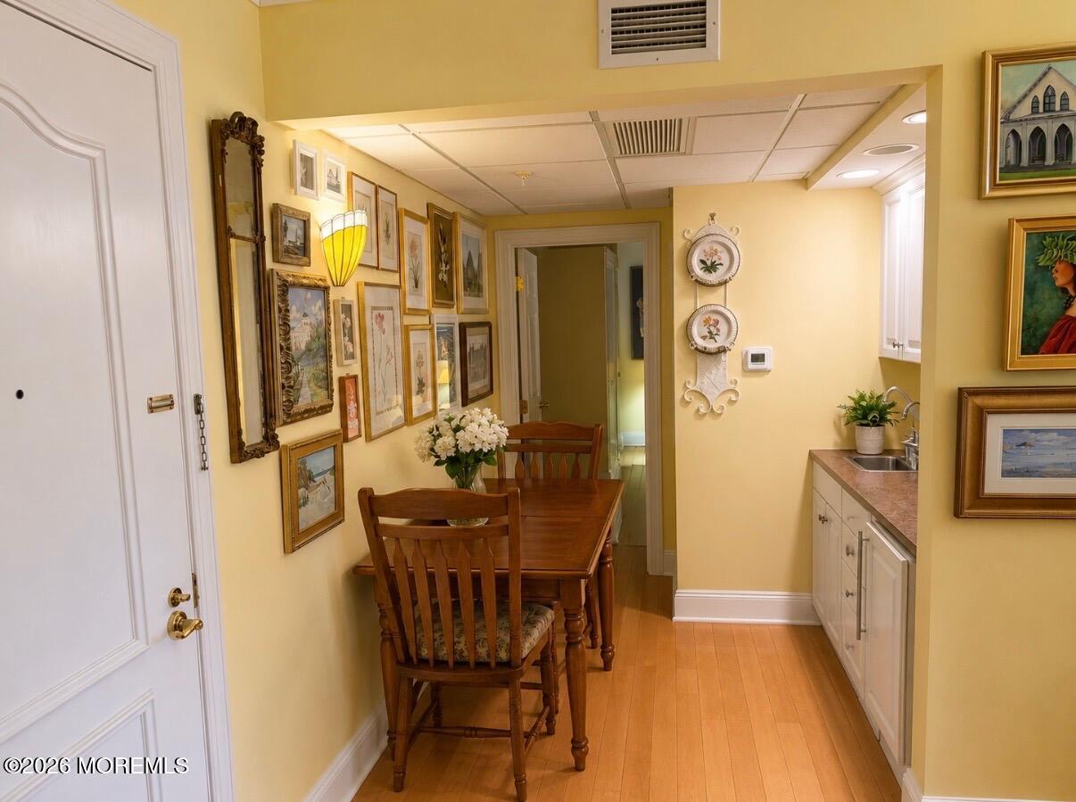 700 Ocean Avenue G 33