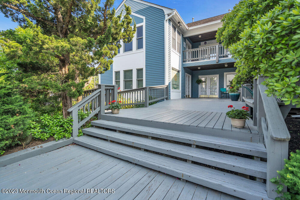 1705 Bay Avenue