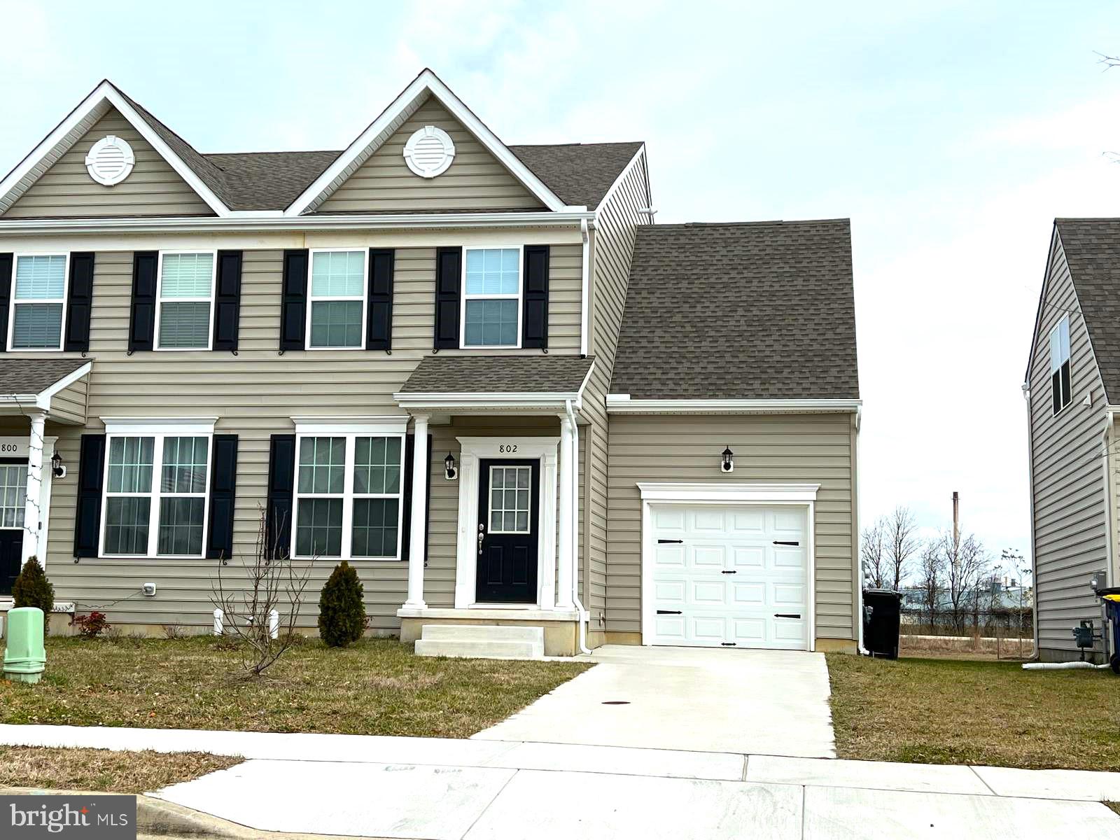 802 Ruth Way