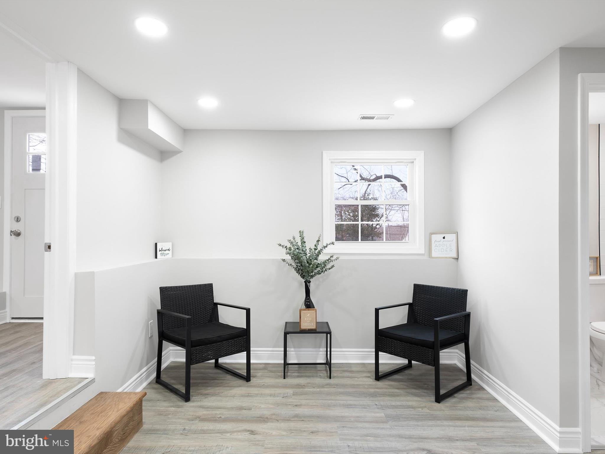 23 Dryden Rd