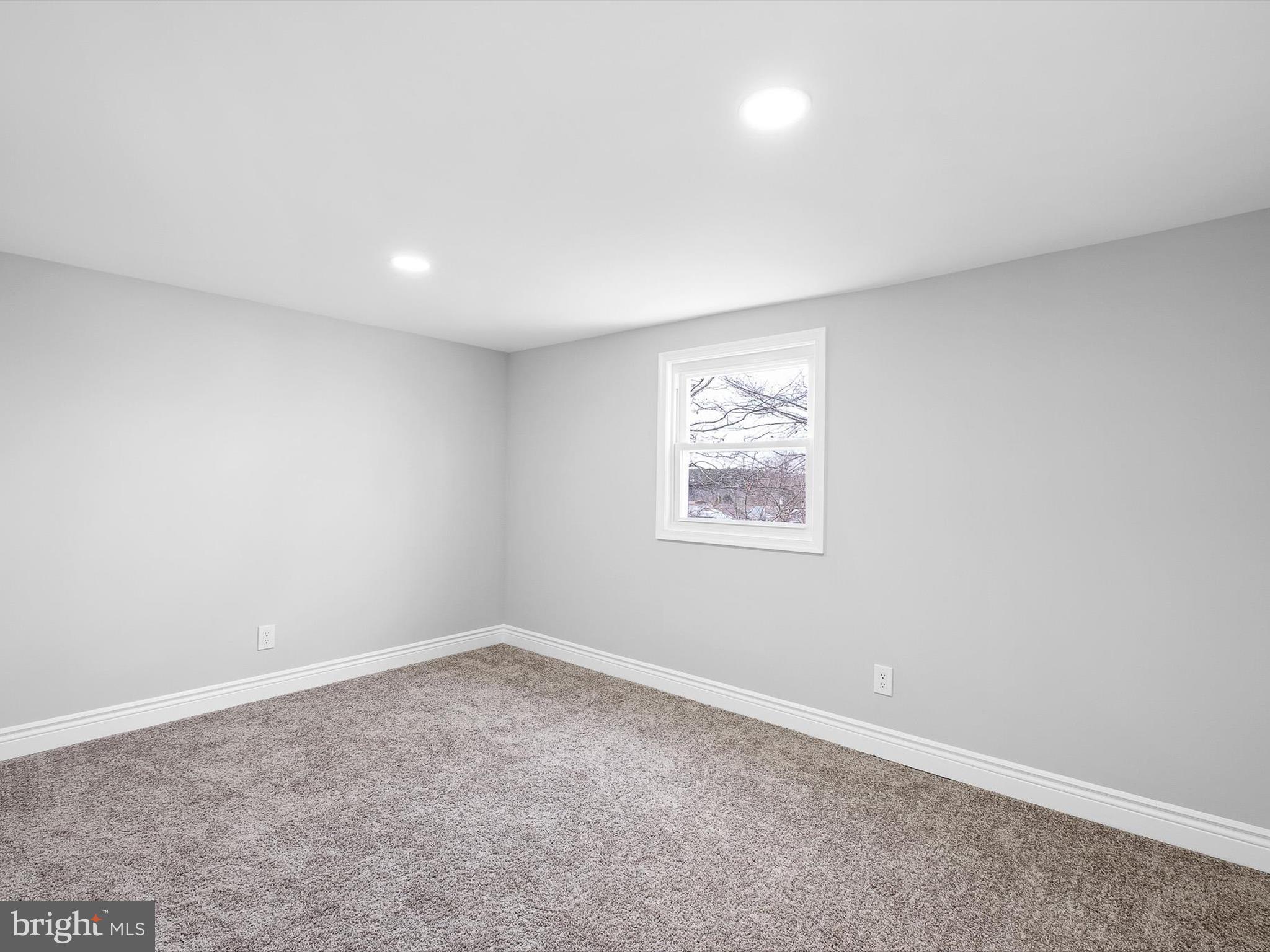 23 Dryden Rd