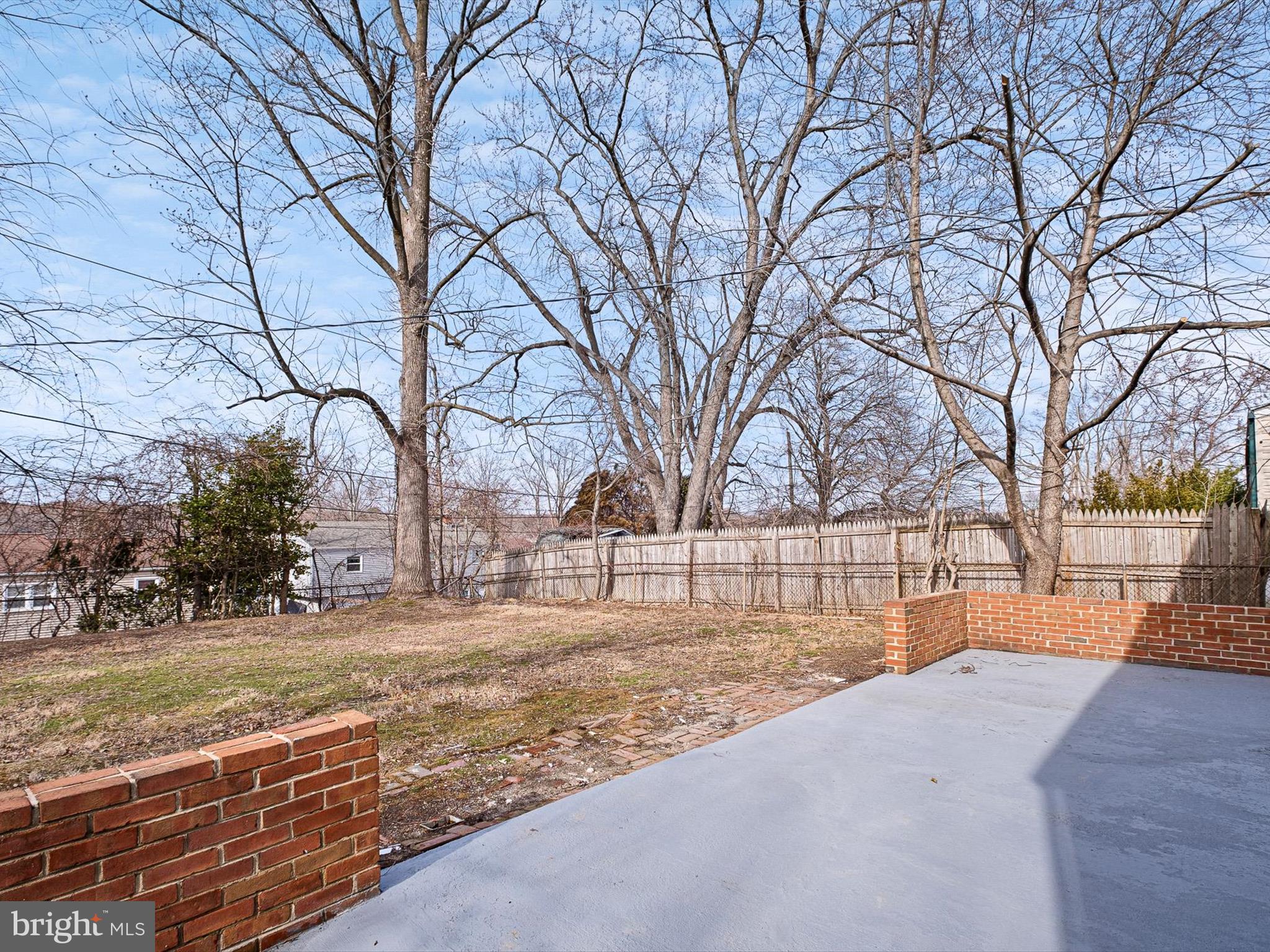 23 Dryden Rd