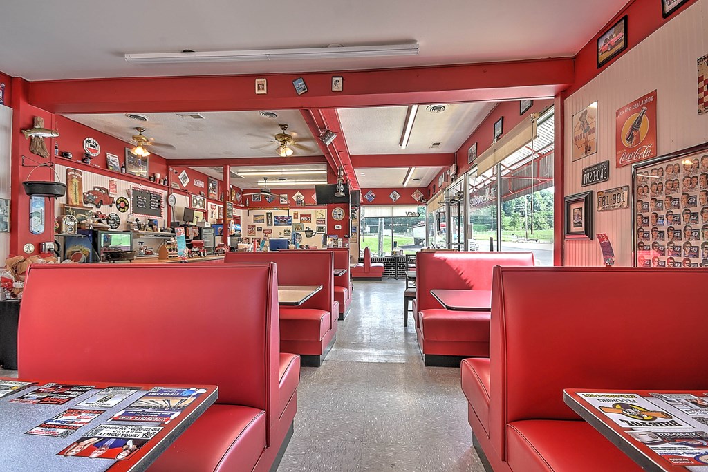 13509 Porterfield Highway