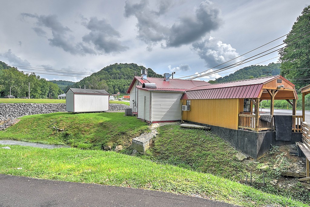 13509 Porterfield Highway