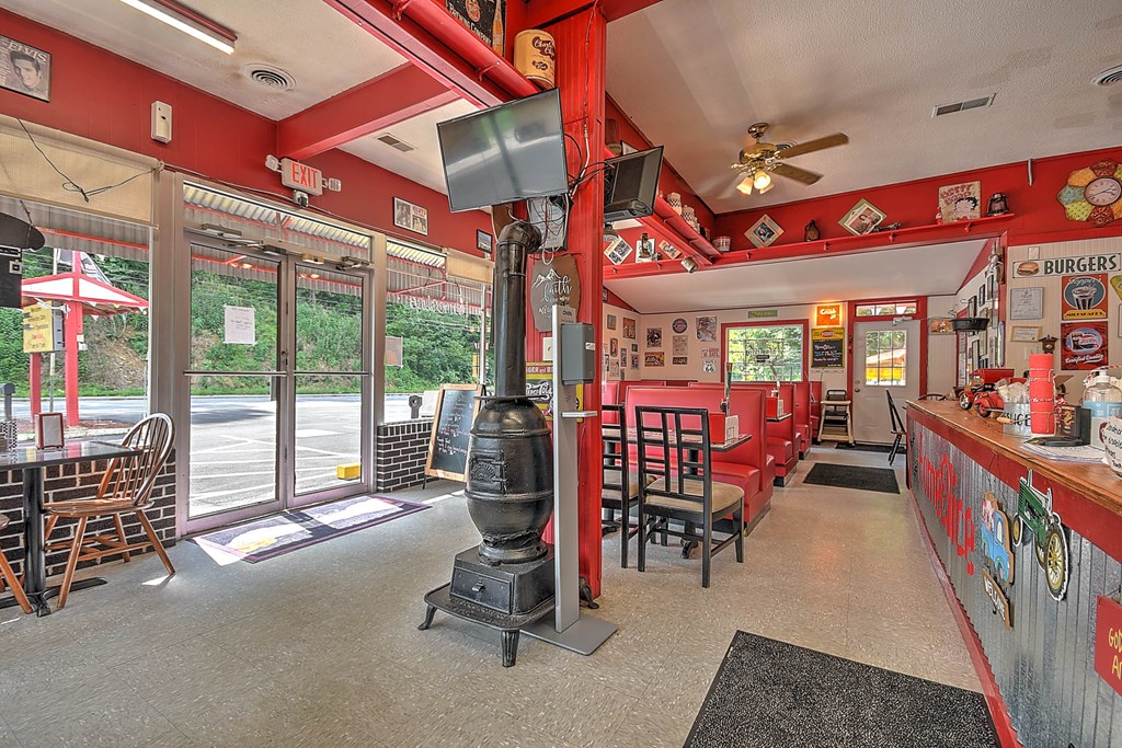 13509 Porterfield Highway